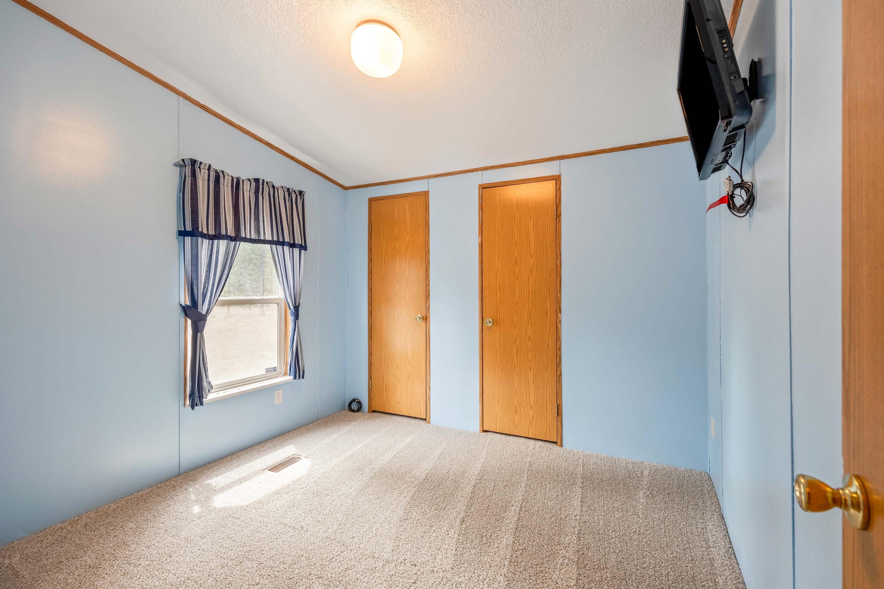 52315 Lechner Lane