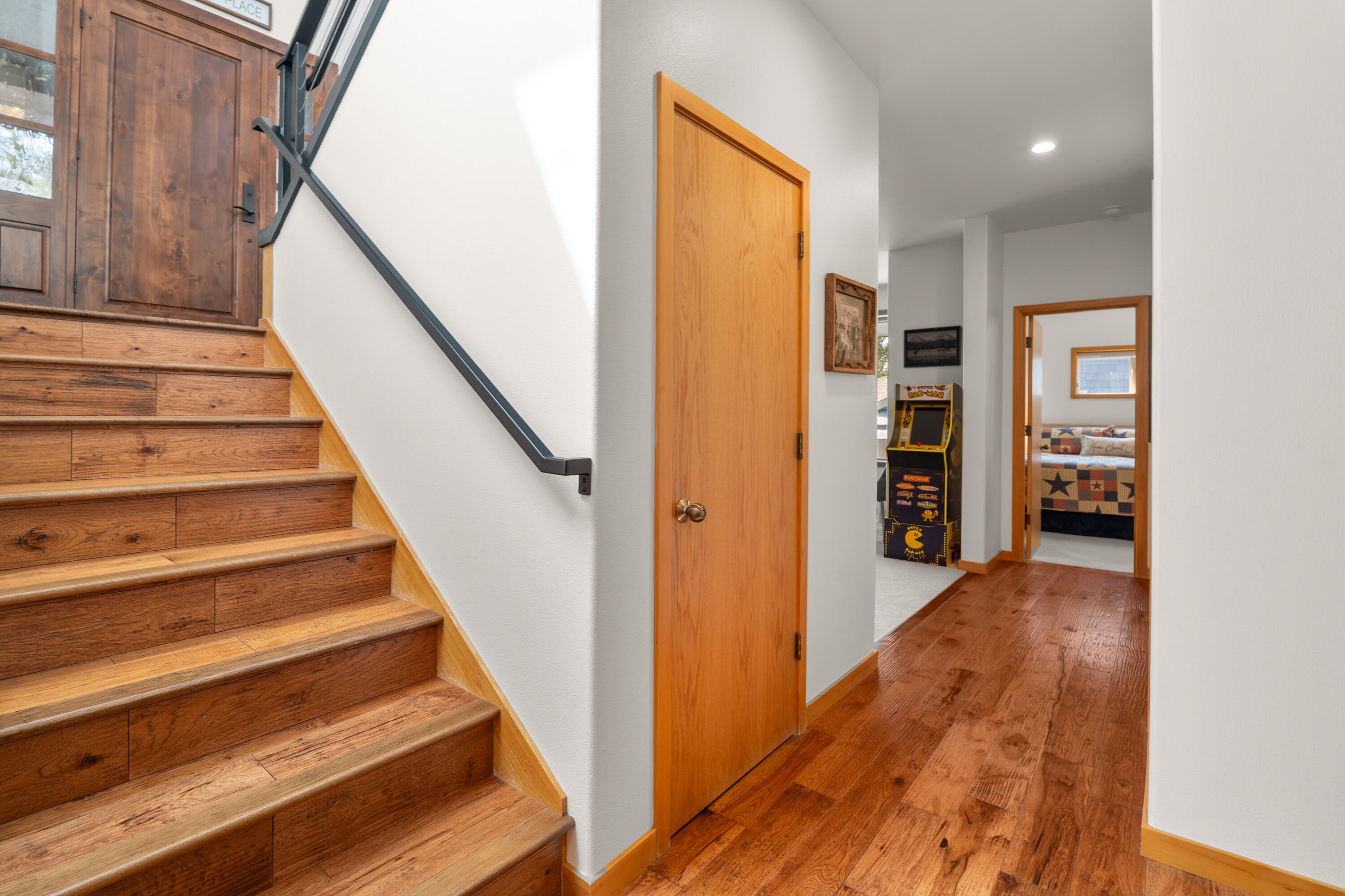 17766 Balsam Lane, 8