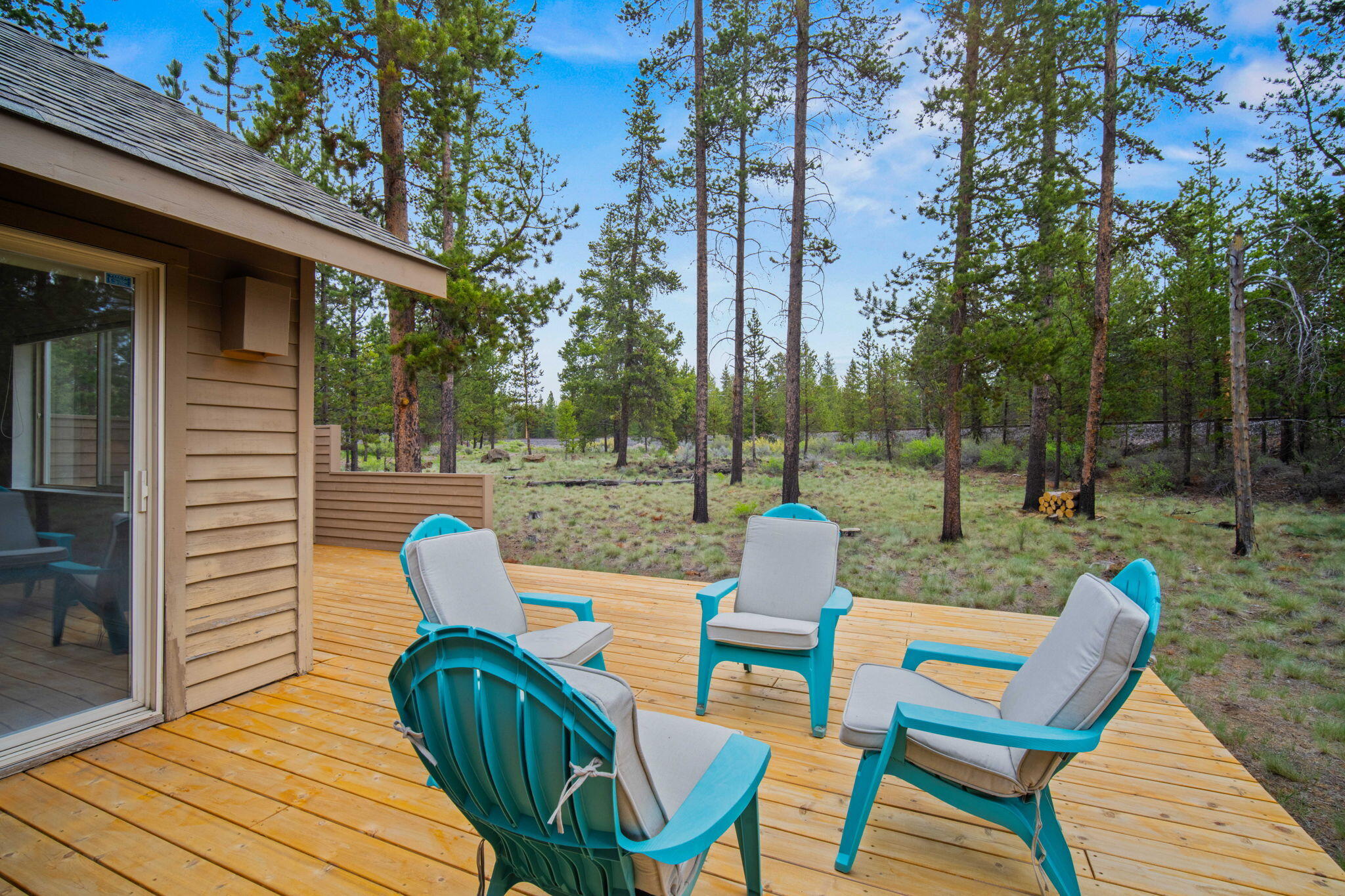 18252 Ollalie Lane, 10