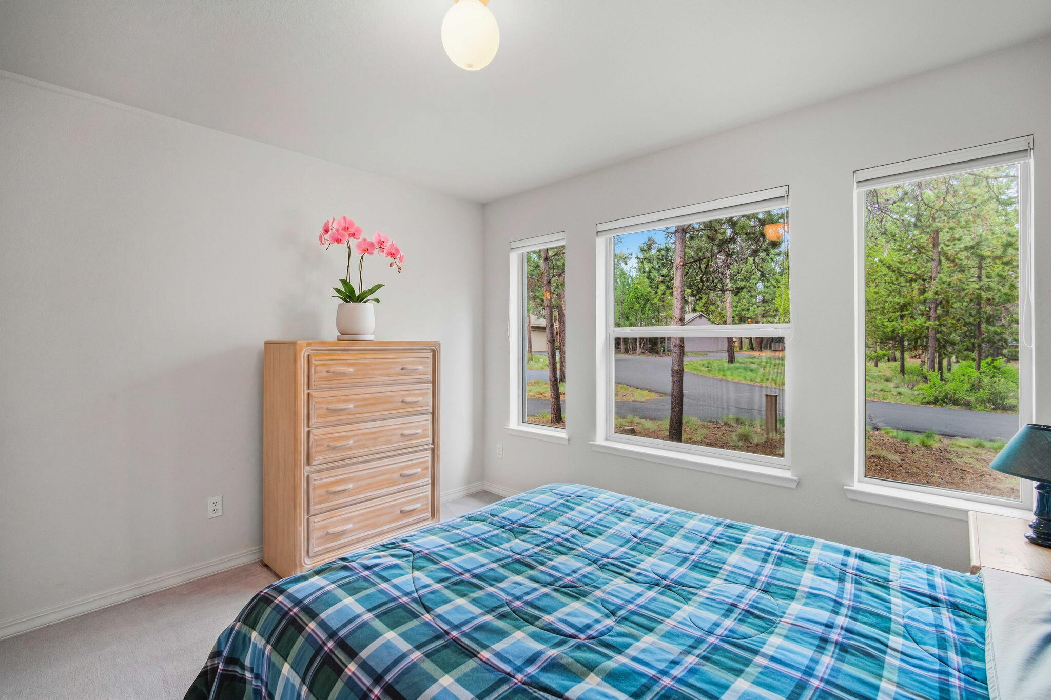 18252 Ollalie Lane, 10