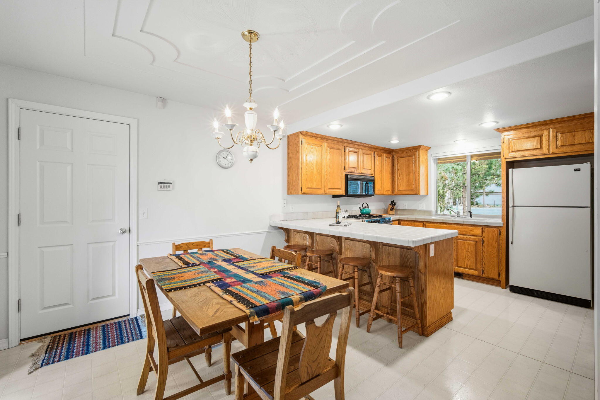 18252 Ollalie Lane, 10