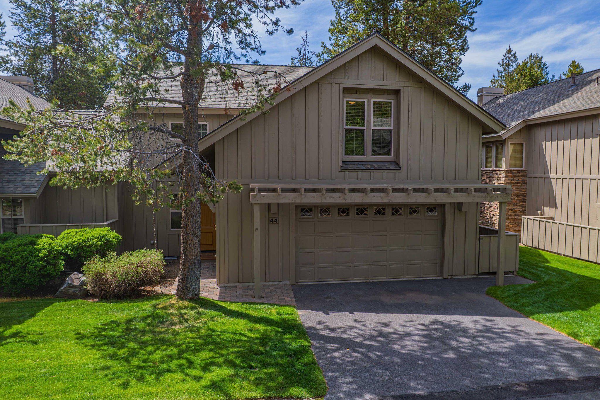 57129 Evergreen Loop, 44