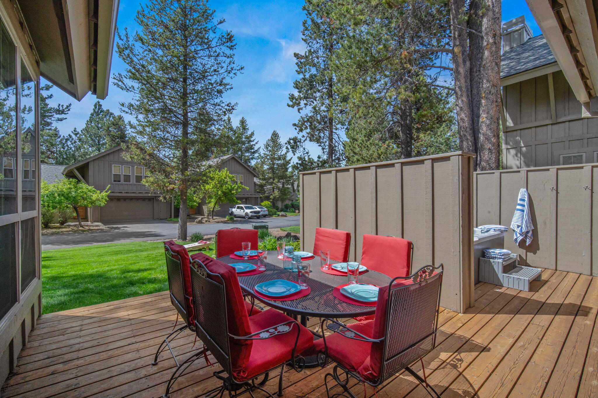 57129 Evergreen Loop, 44