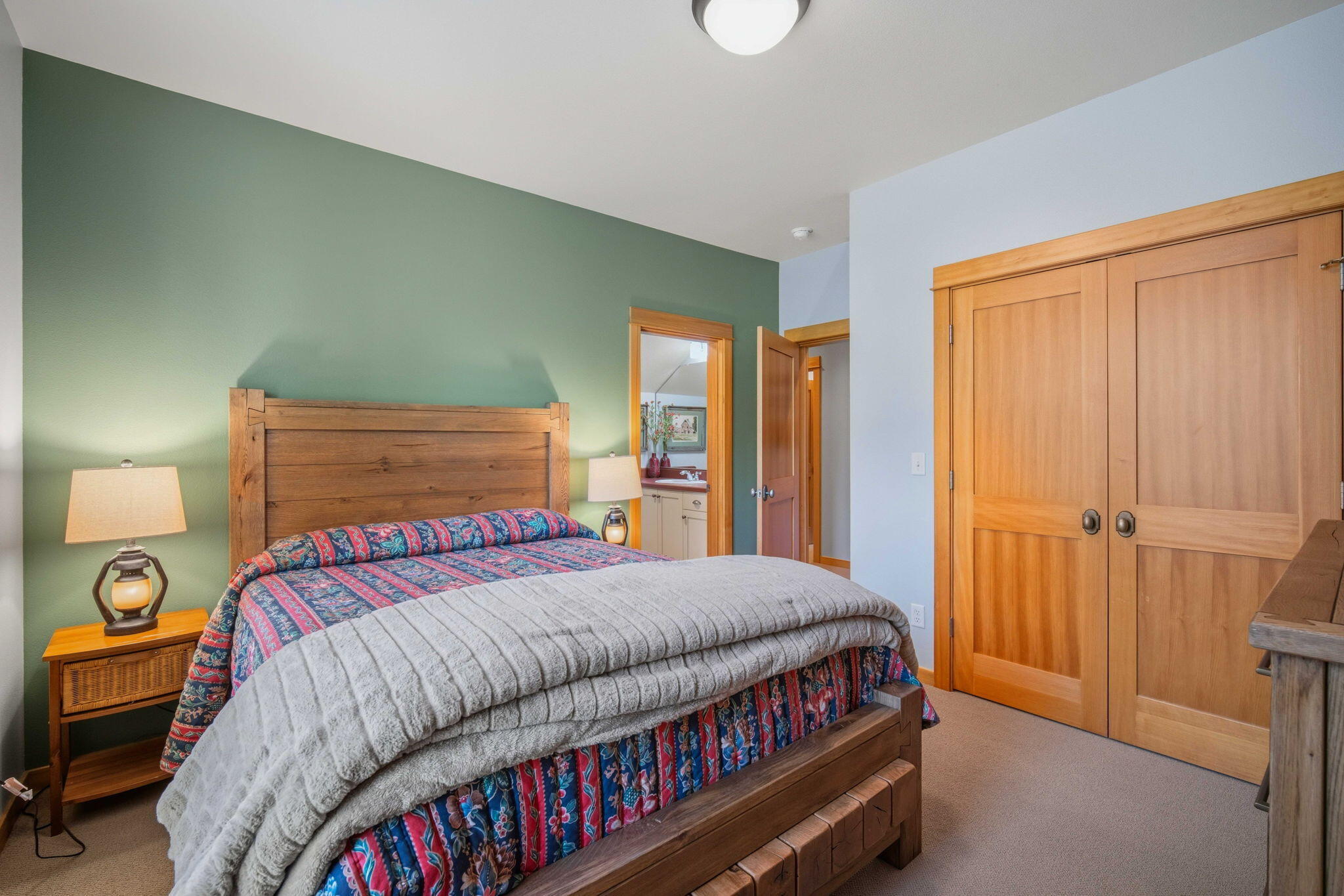 57129 Evergreen Loop, 44