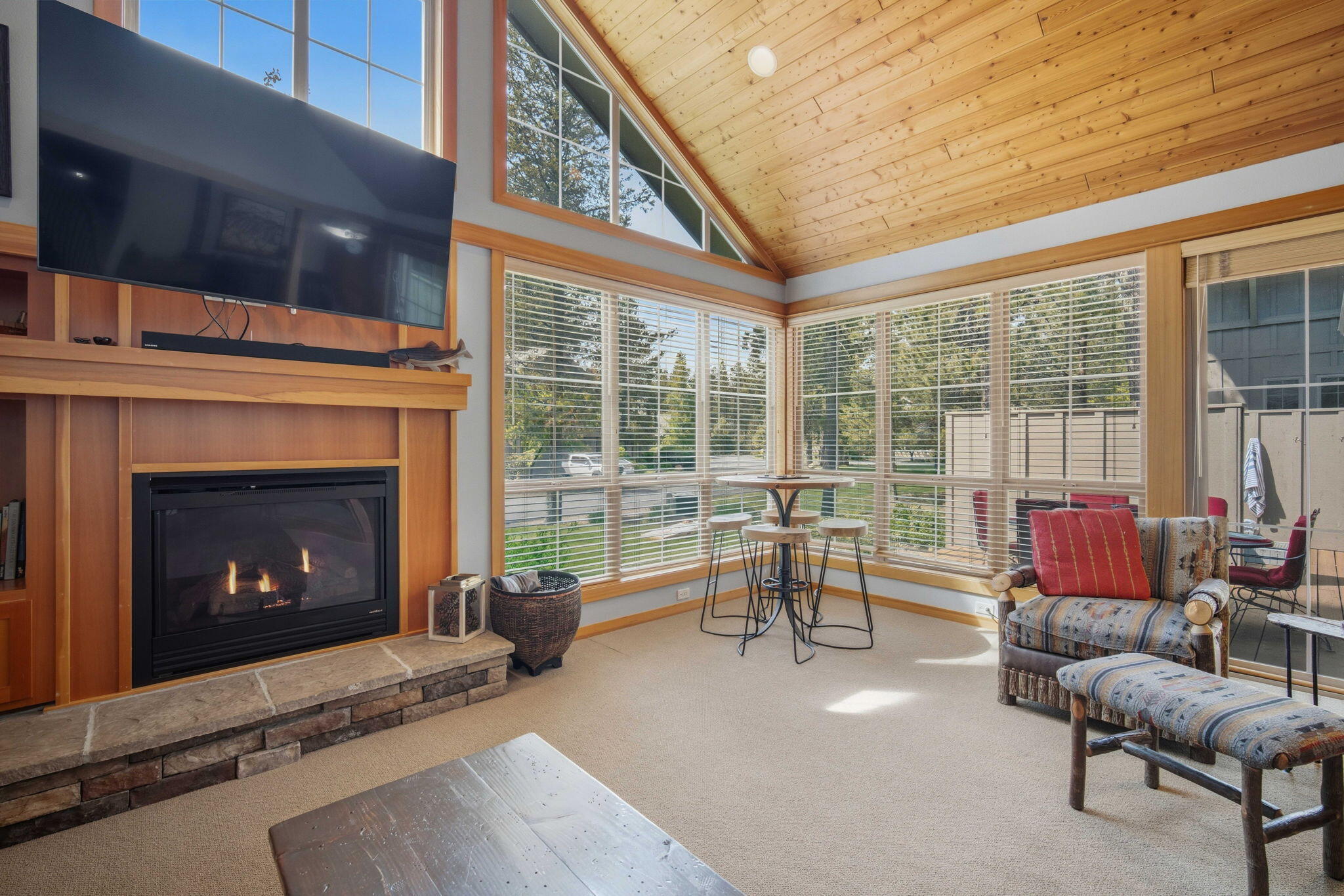 57129 Evergreen Loop, 44