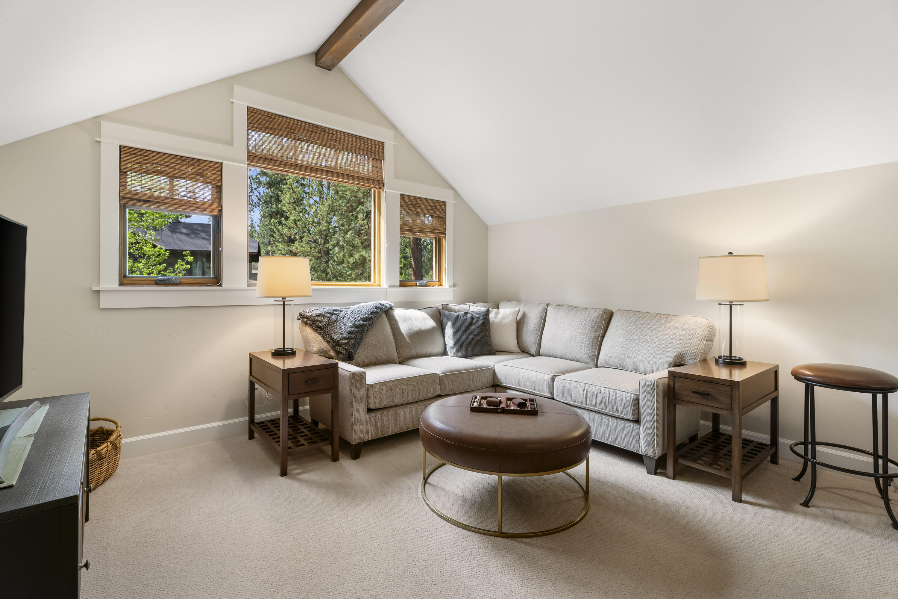 56155 Sable Rock Loop, 277