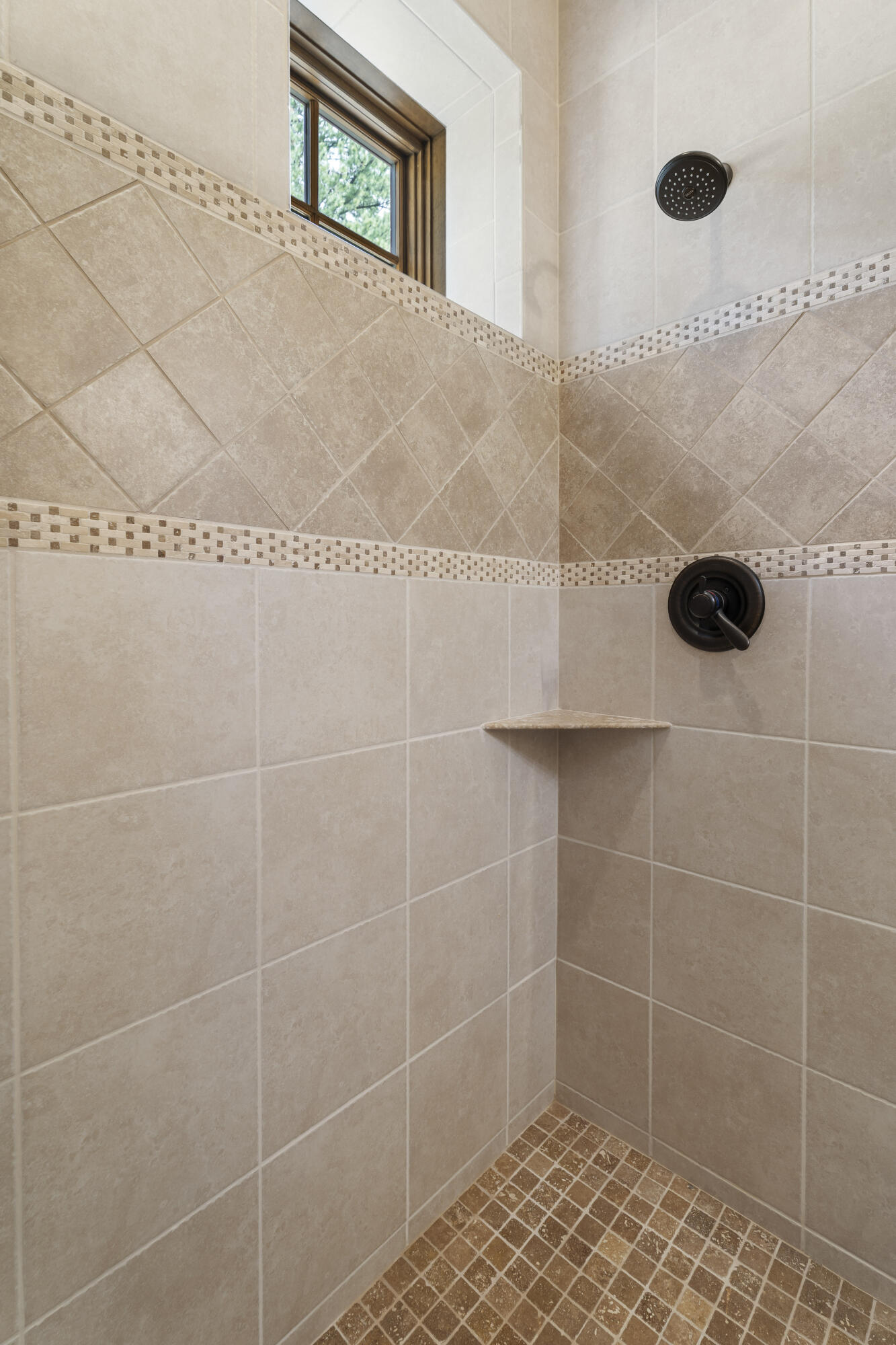 56155 Sable Rock Loop, 277