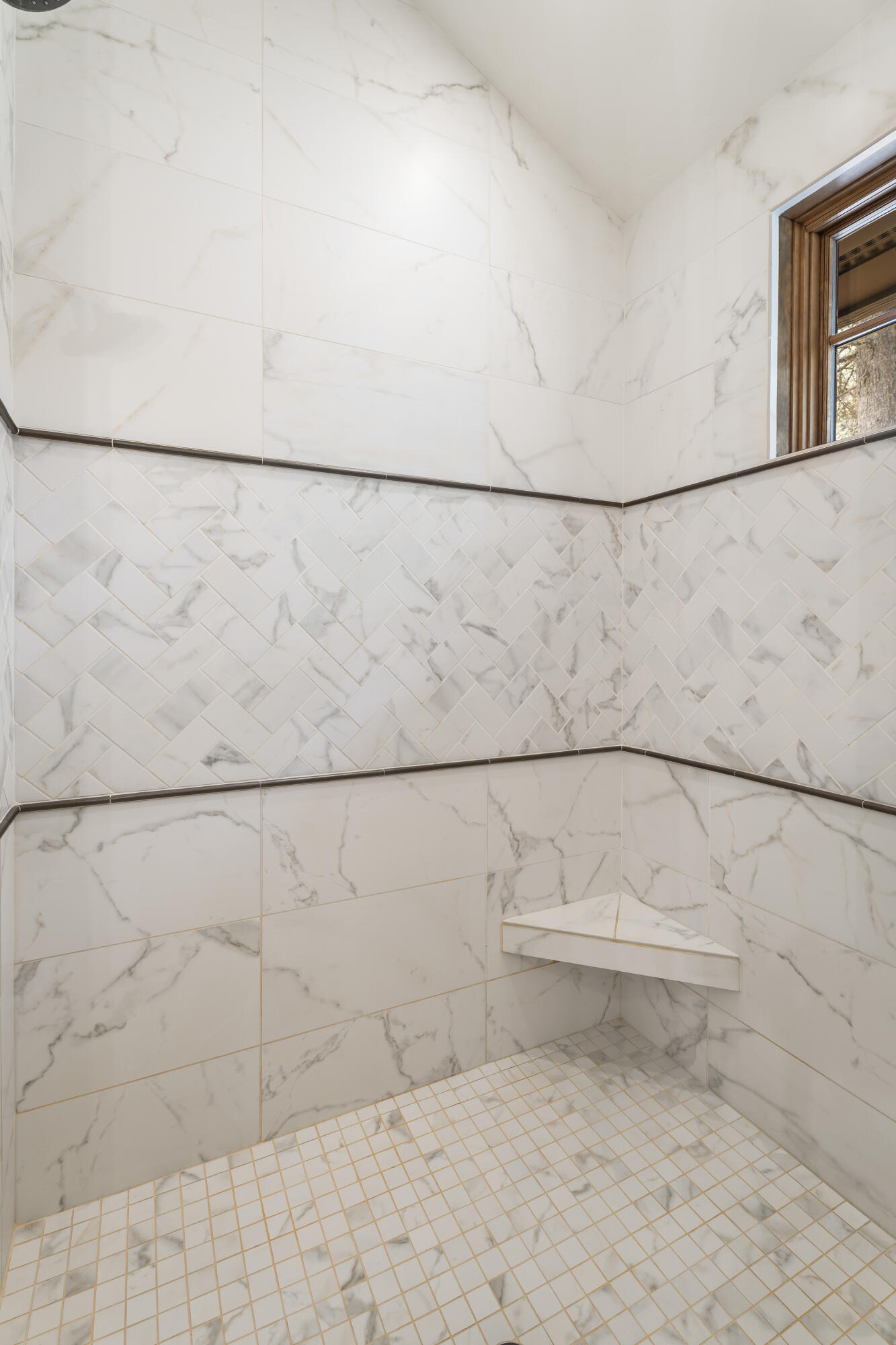56155 Sable Rock Loop, 277