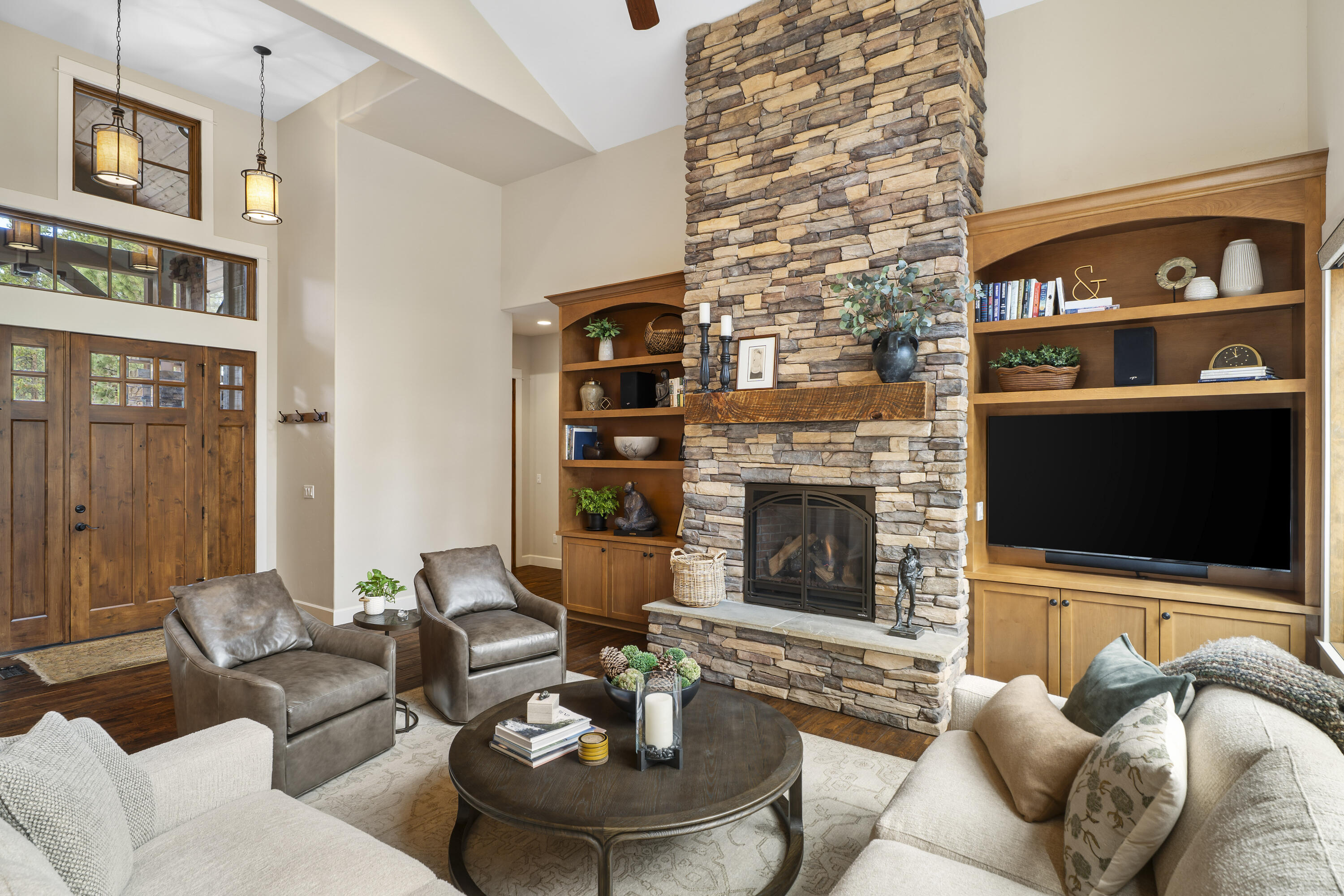 56155 Sable Rock Loop, 277
