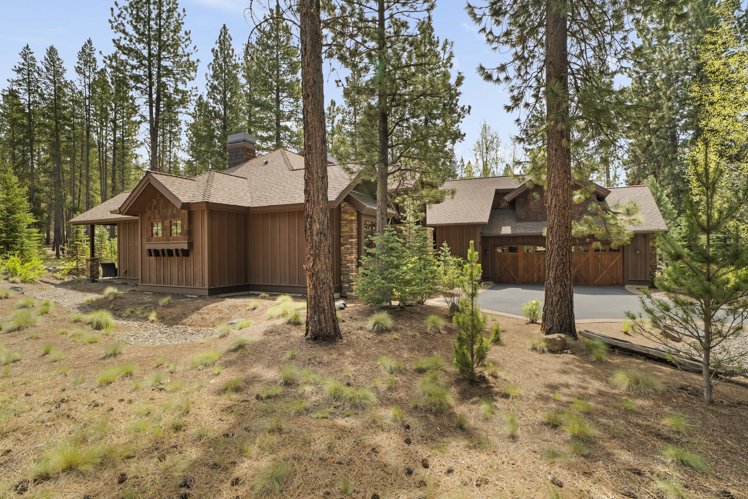 56155 Sable Rock Loop, 277