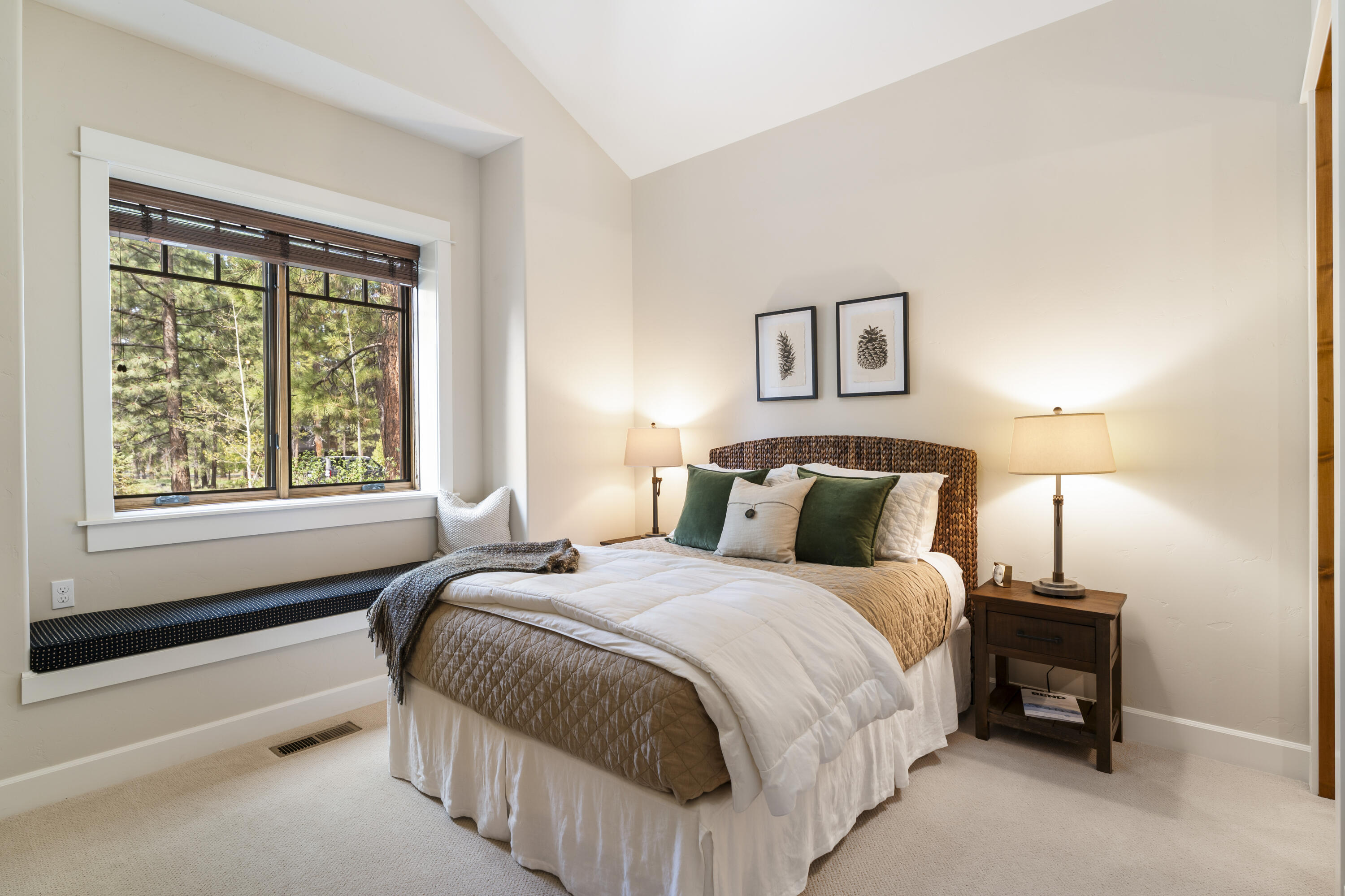 56155 Sable Rock Loop, 277