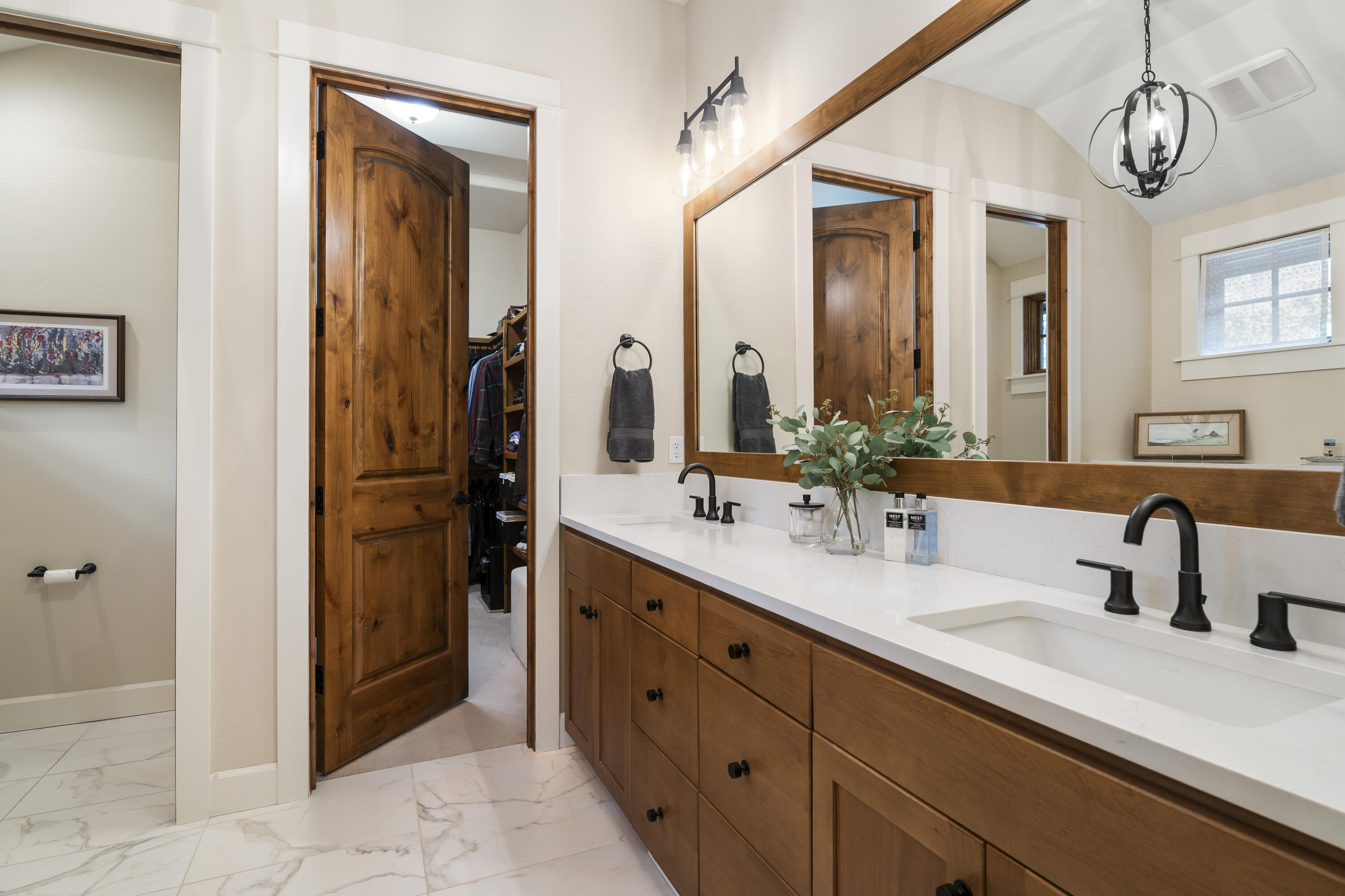 56155 Sable Rock Loop, 277