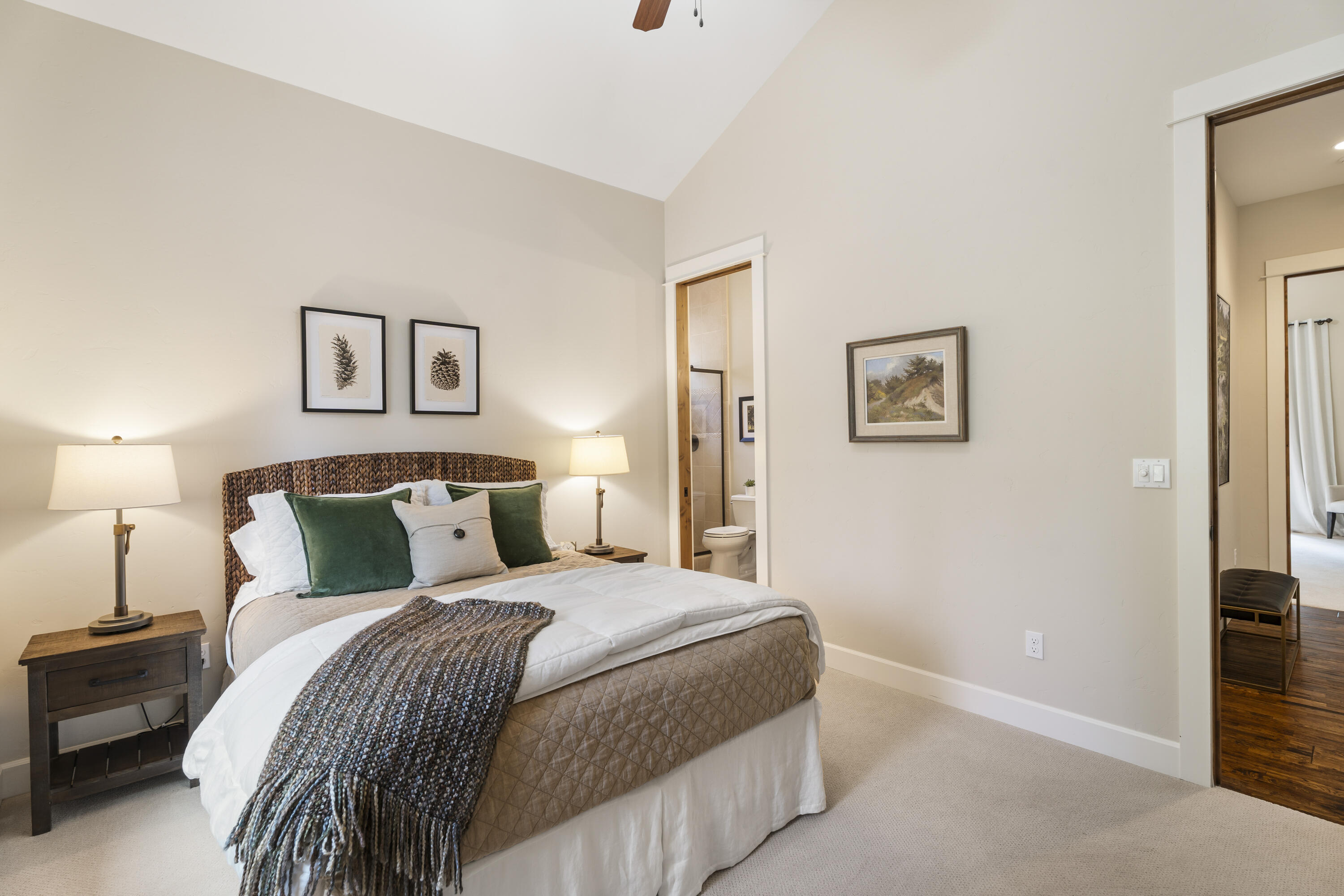 56155 Sable Rock Loop, 277