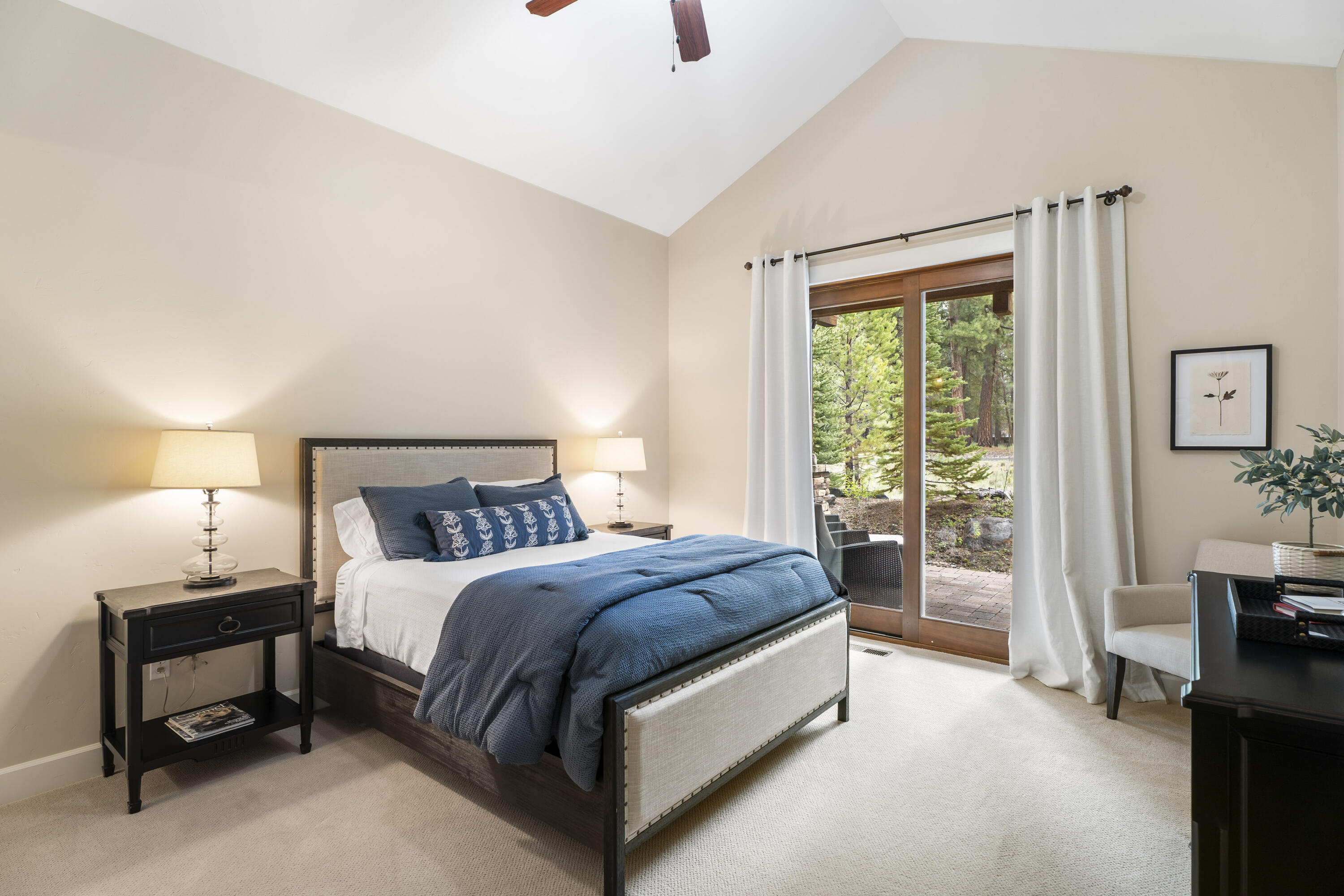 56155 Sable Rock Loop, 277