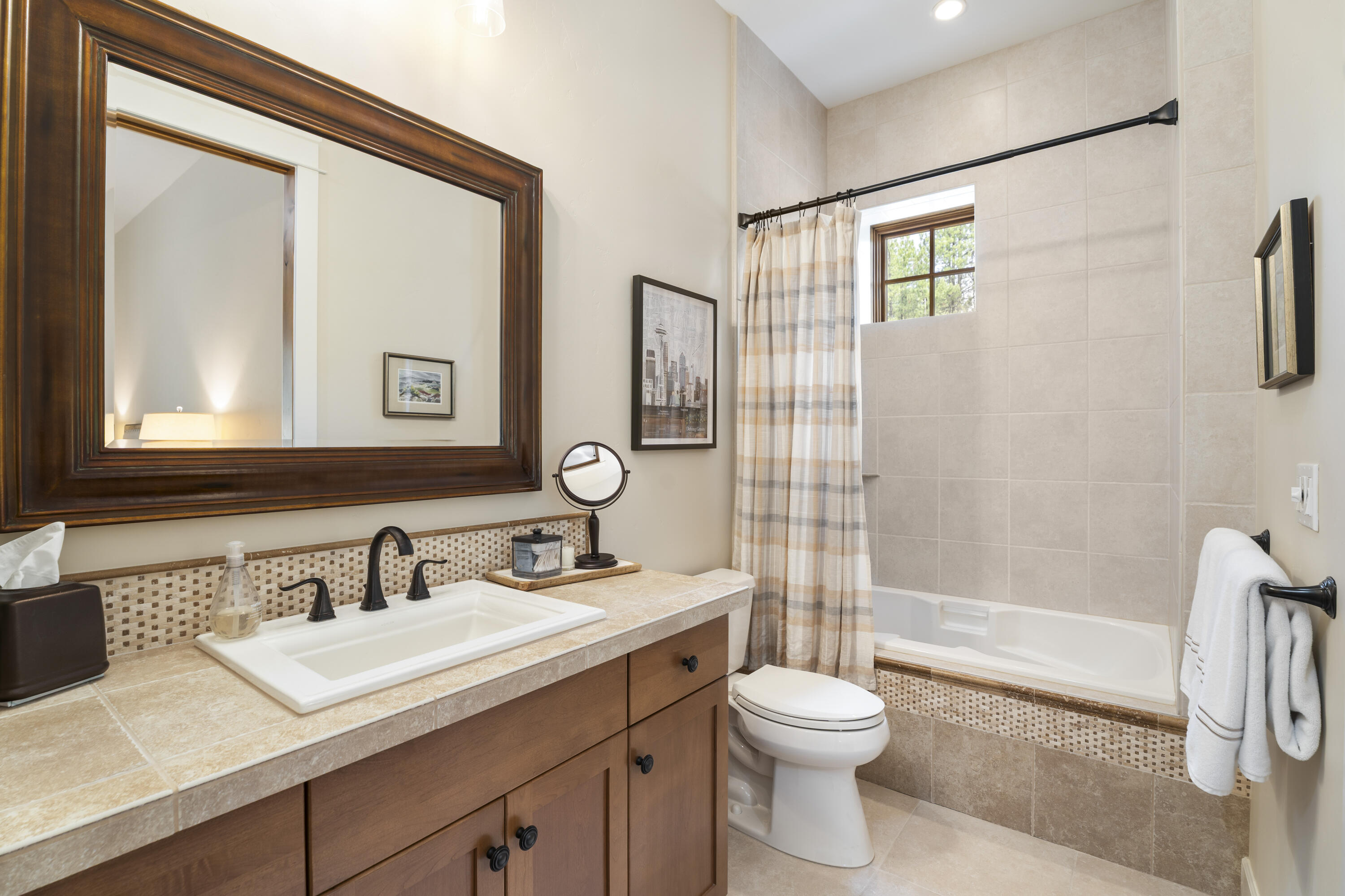 56155 Sable Rock Loop, 277