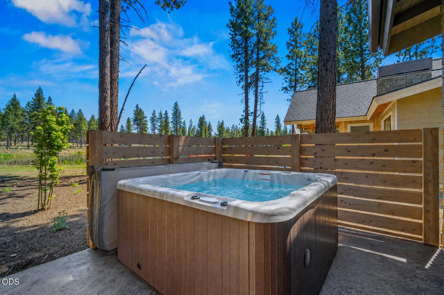 56449 Elk Run Drive, 32