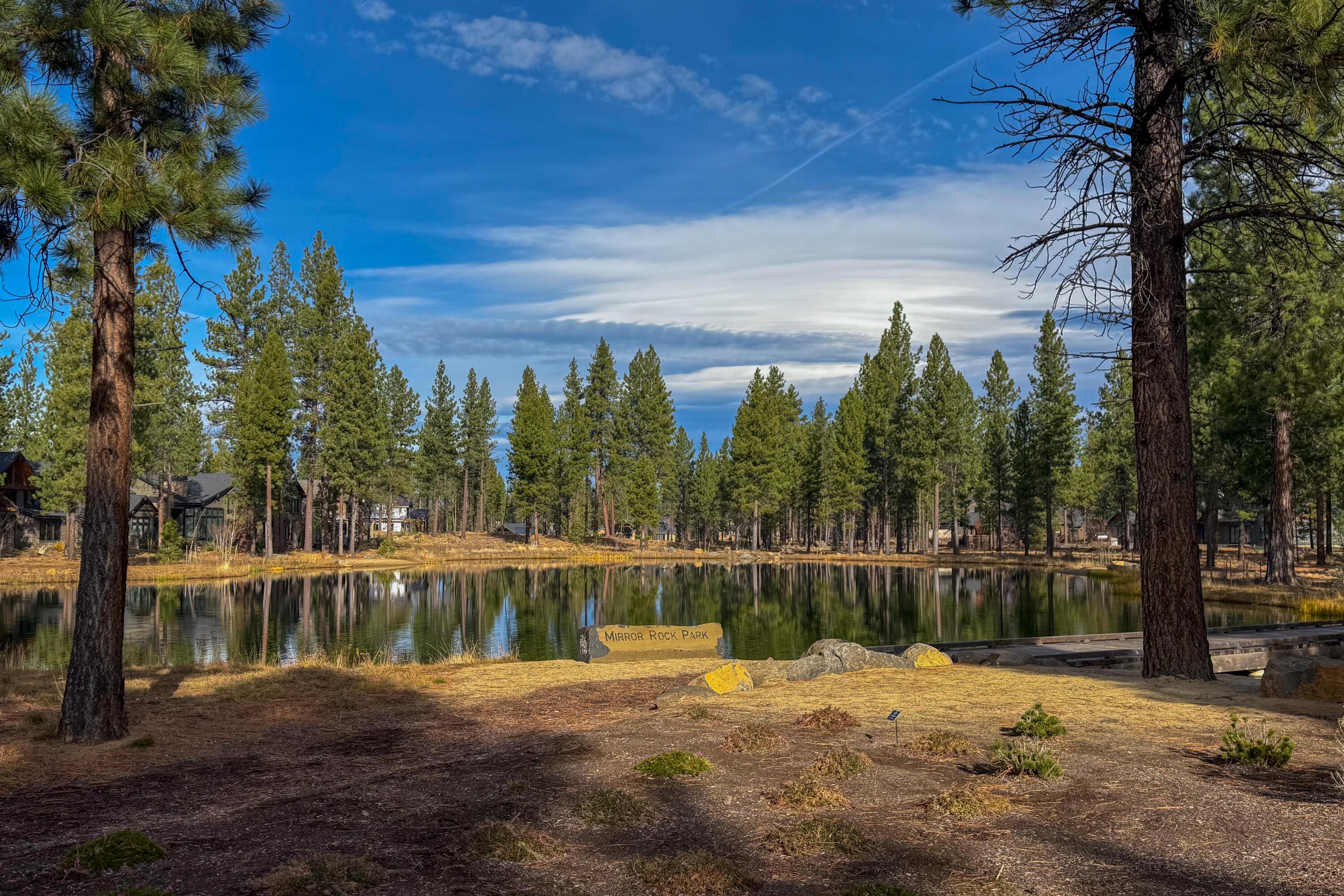56319 Mirror Rock Loop, 337