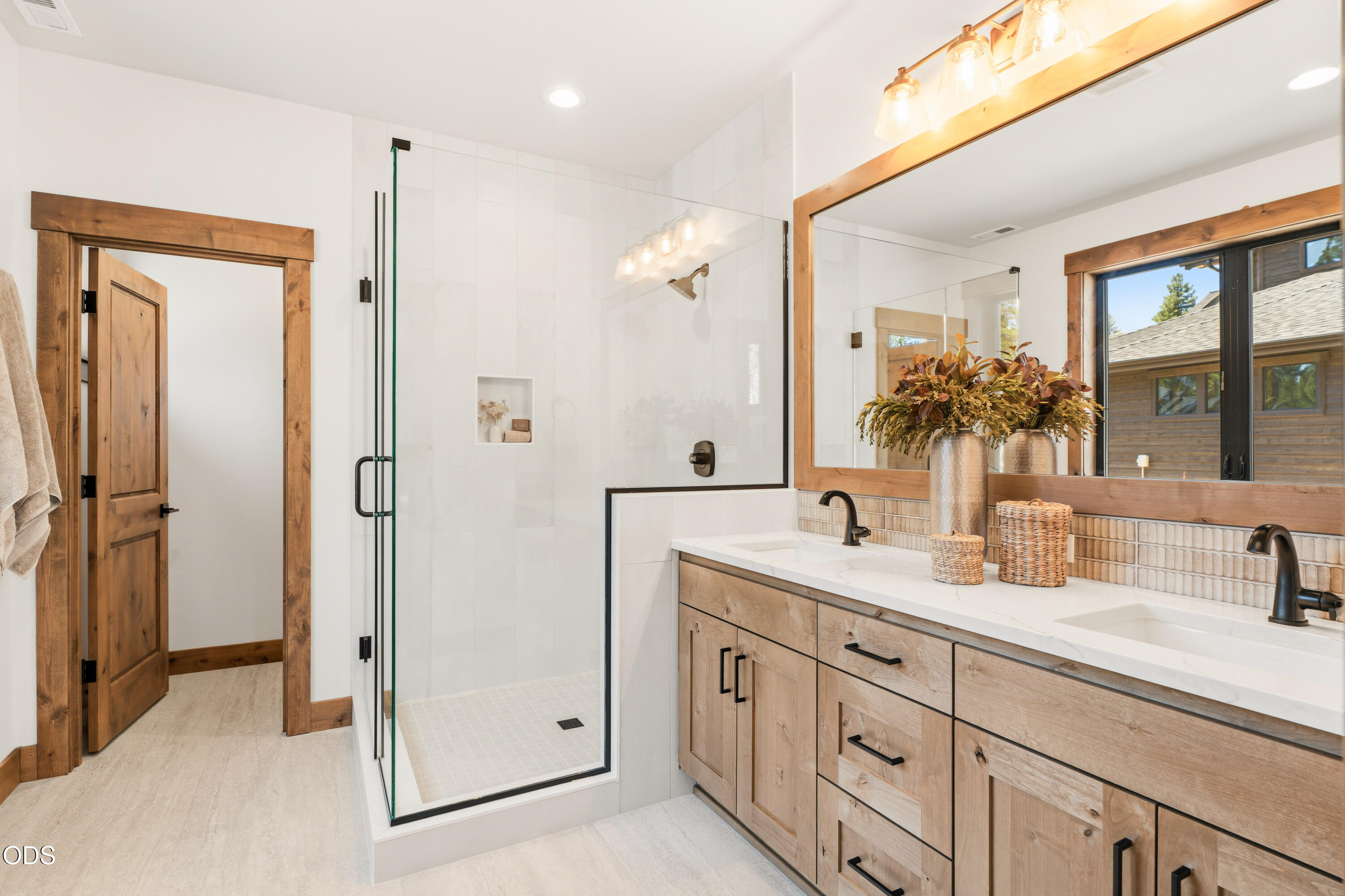 17854 Preservation Loop, 431