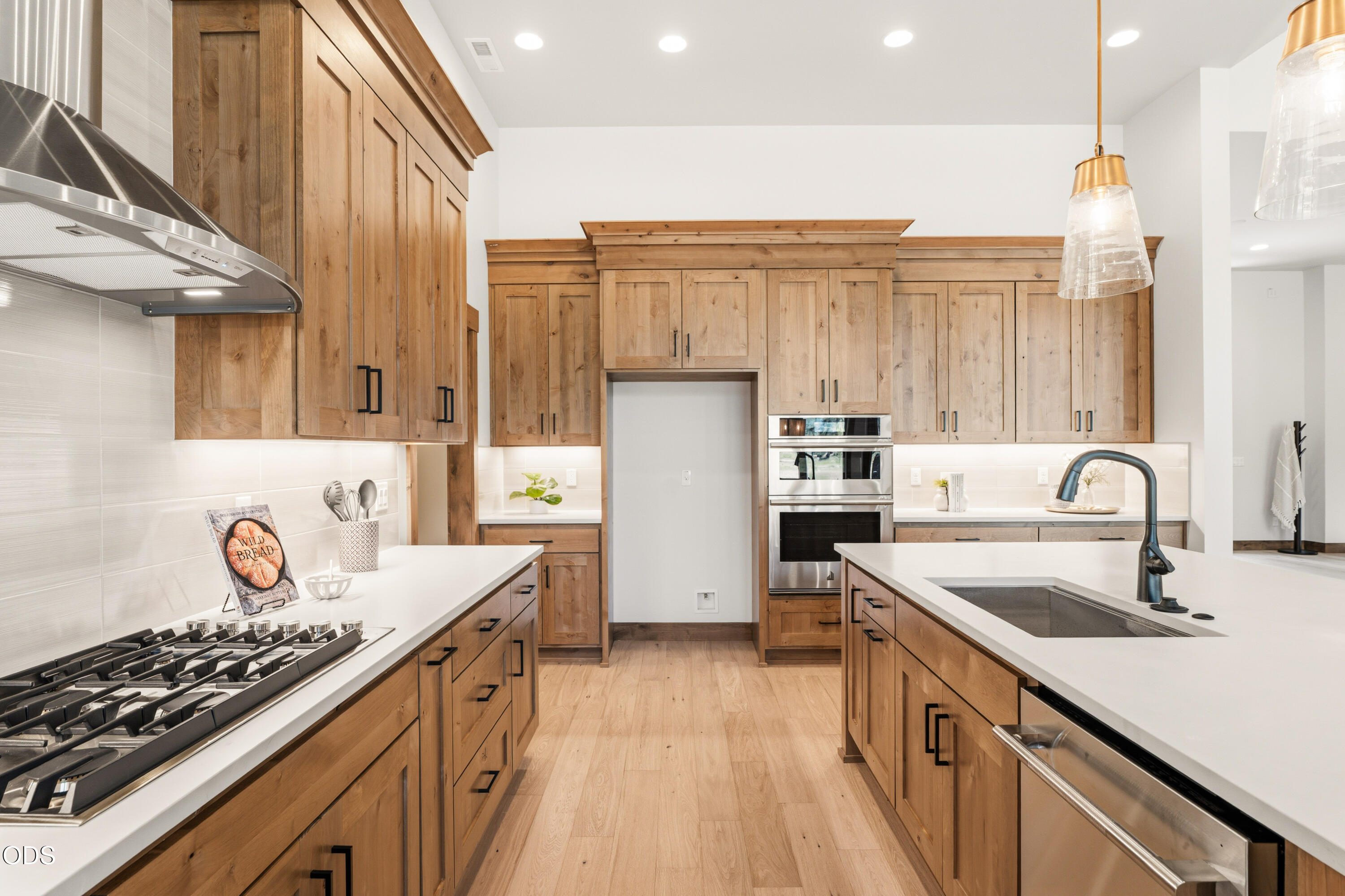 17854 Preservation Loop, 431