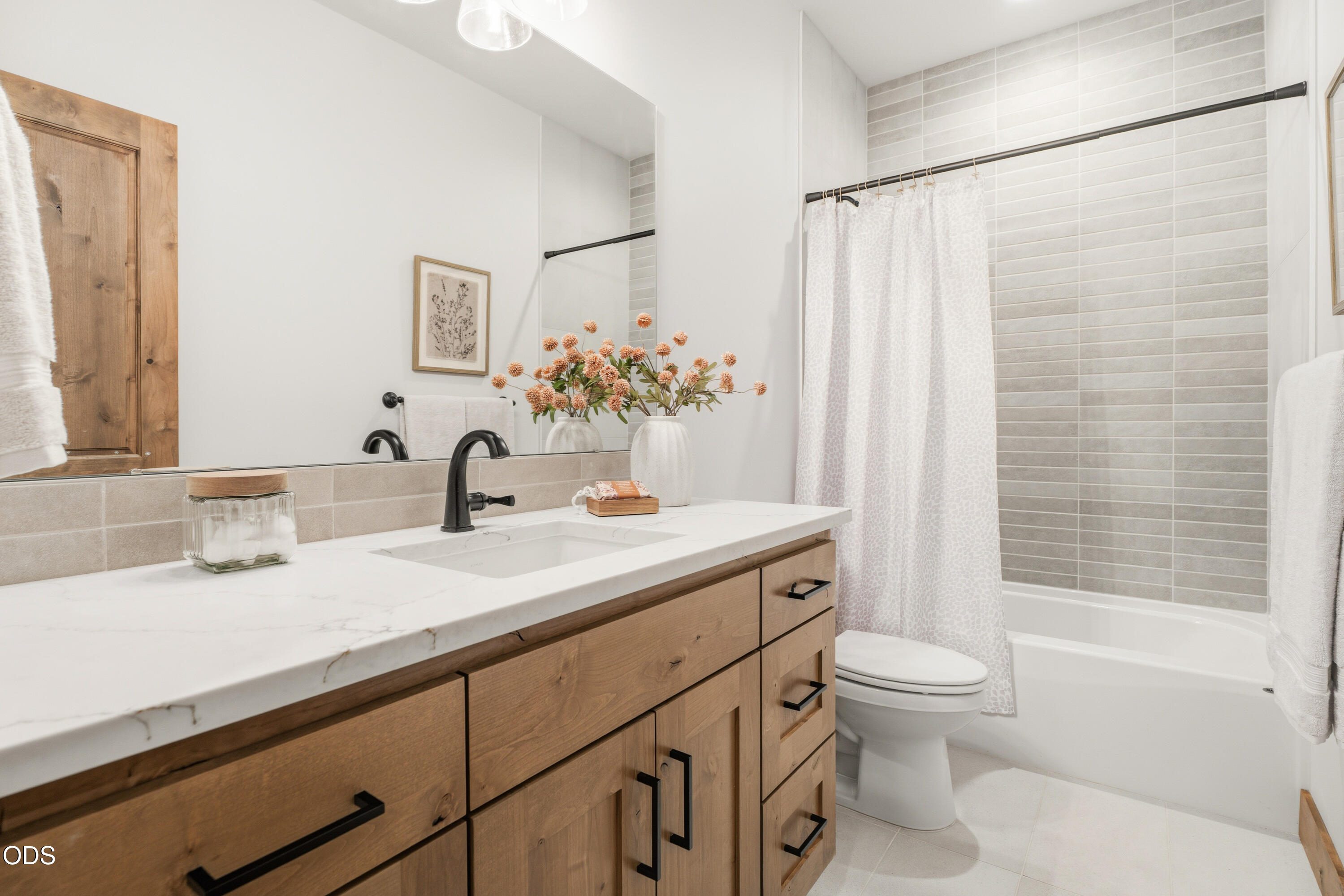 17854 Preservation Loop, 431