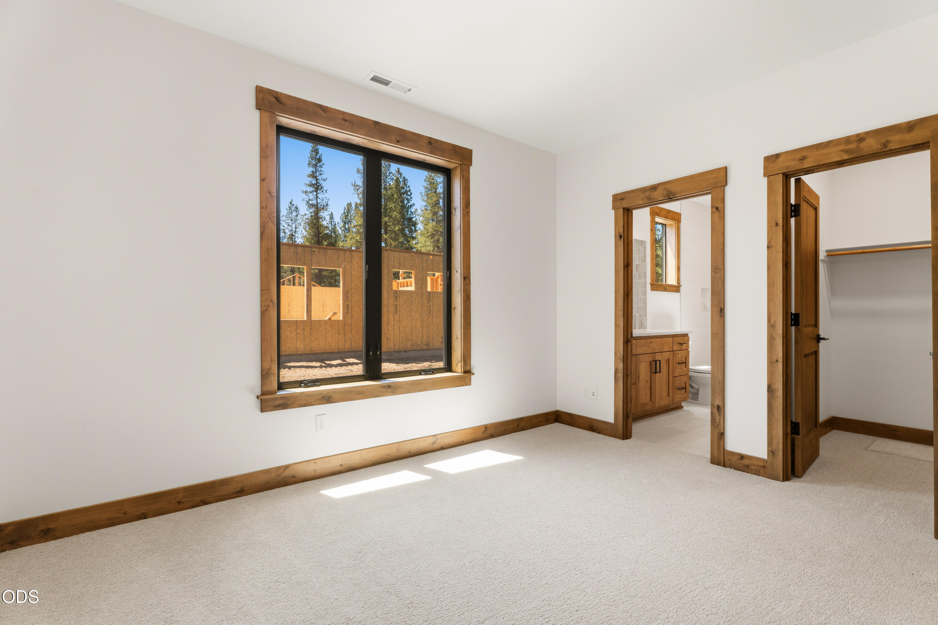 17779 Preservation Loop, 465