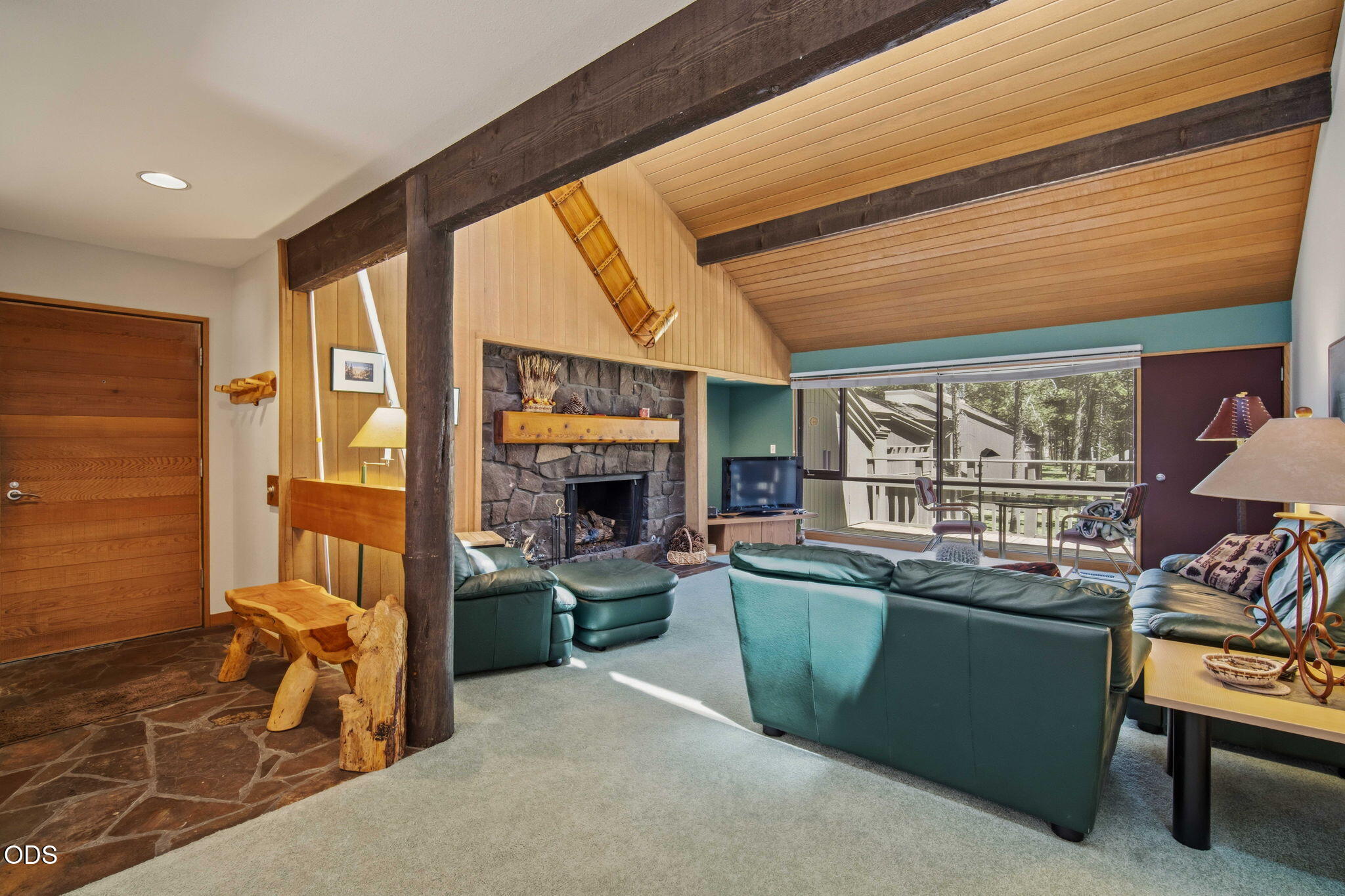 57218 Island Road, 18