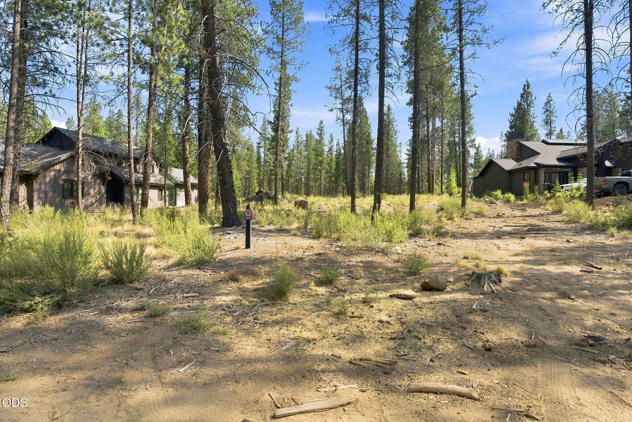 56213 Mirror Rock Loop, 374