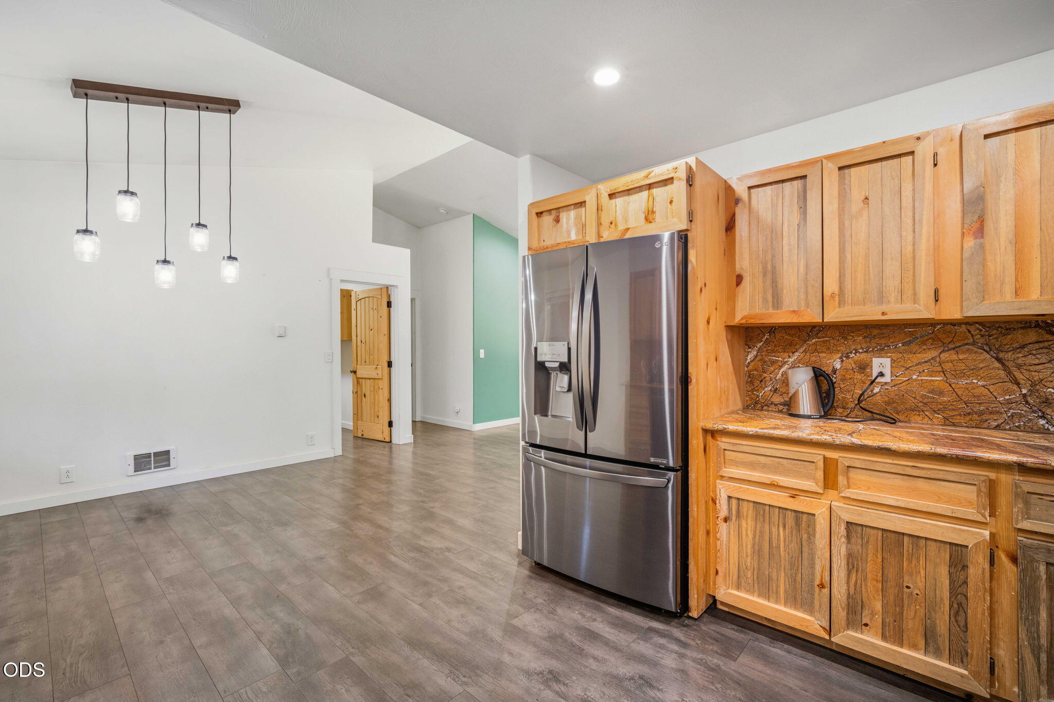52917 Shady Lane