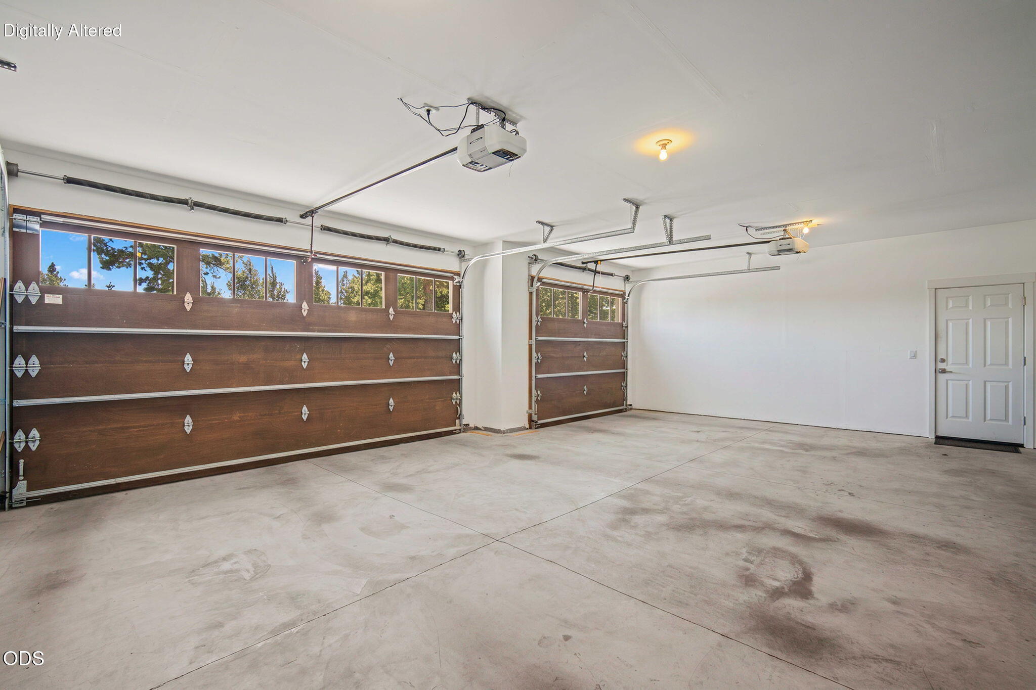 2596 NW Pine Terrace Drive