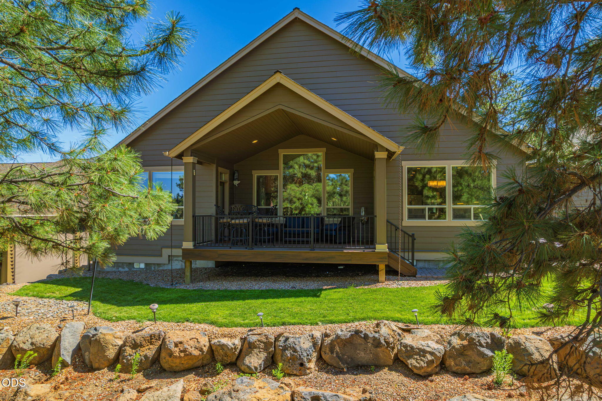 2596 NW Pine Terrace Drive