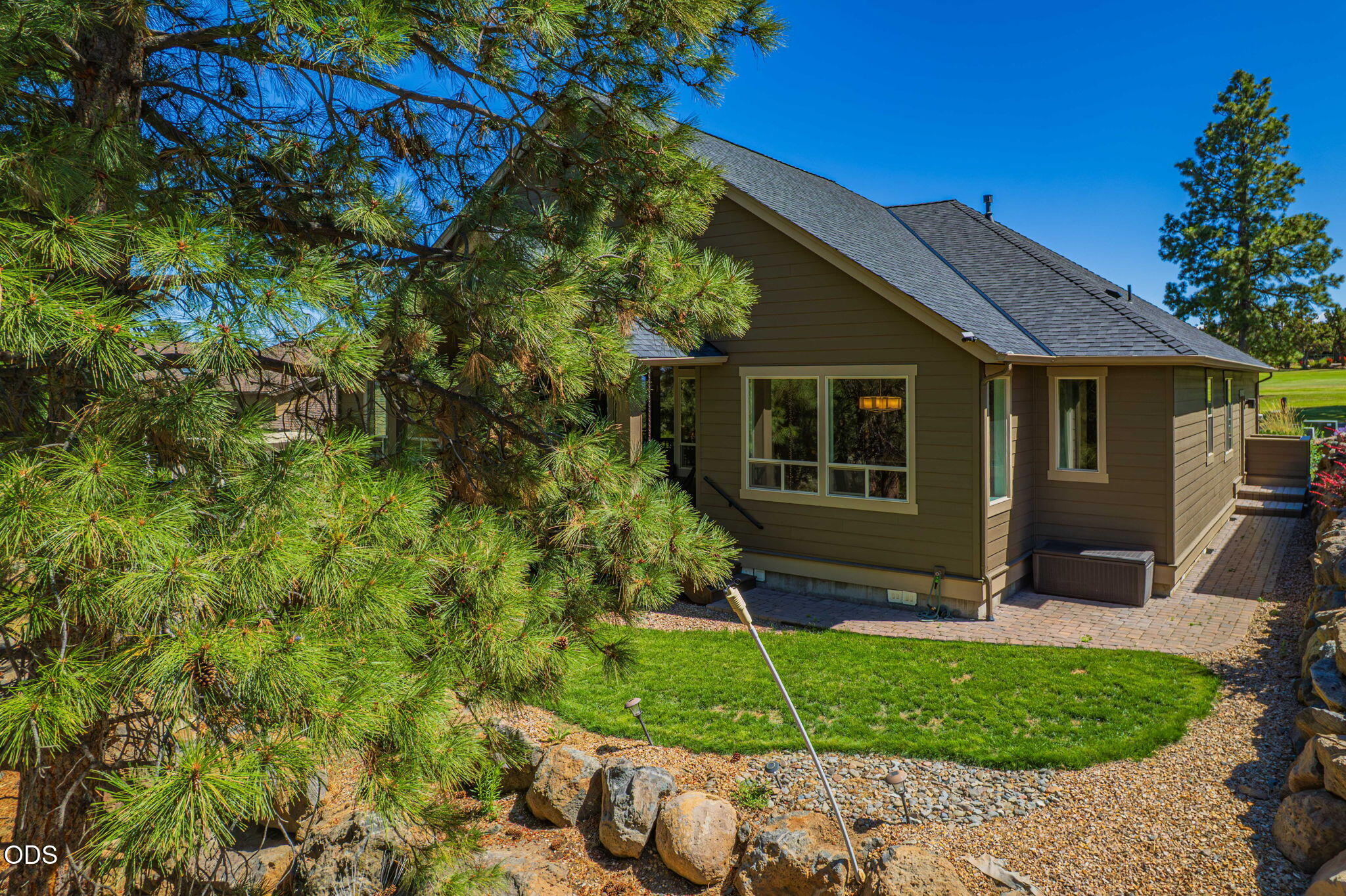 2596 NW Pine Terrace Drive