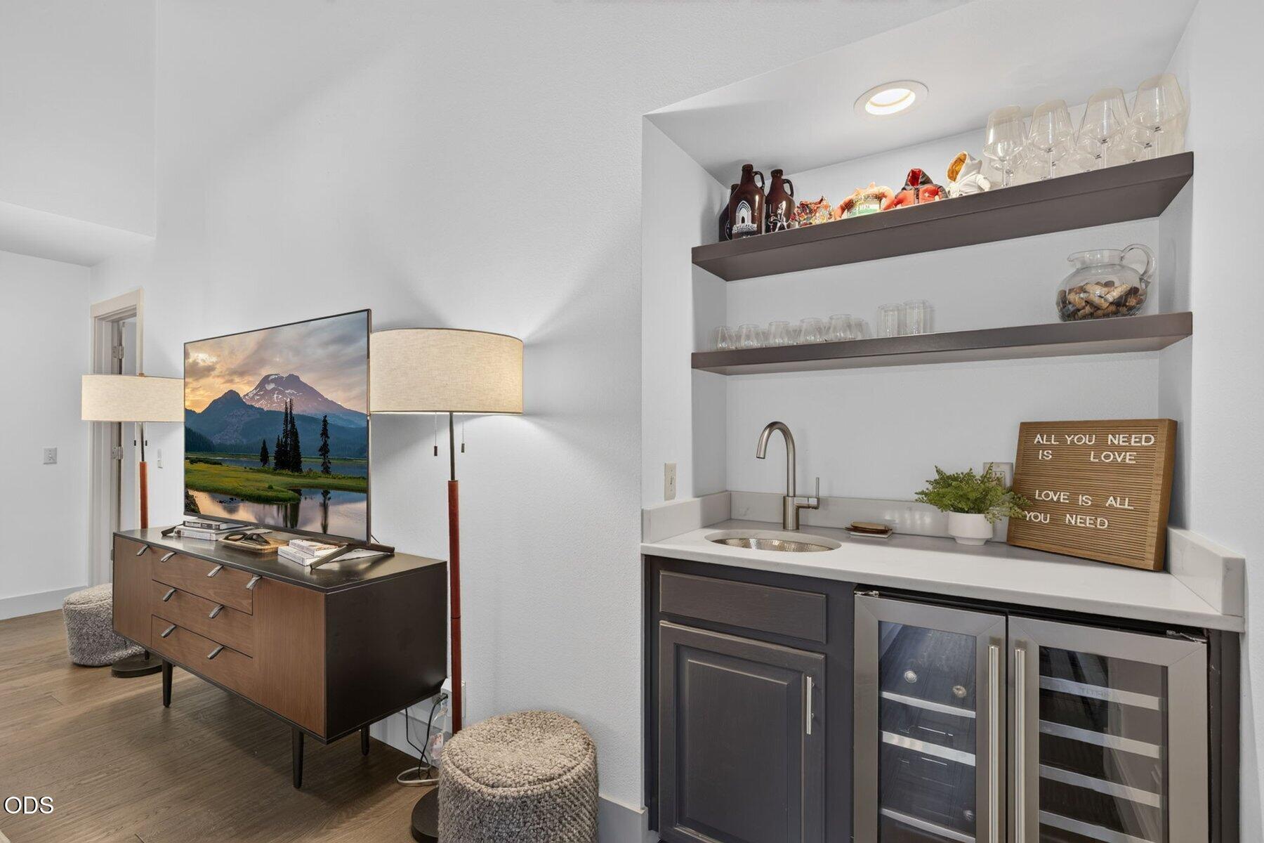 17907 Lofty Lane, #4