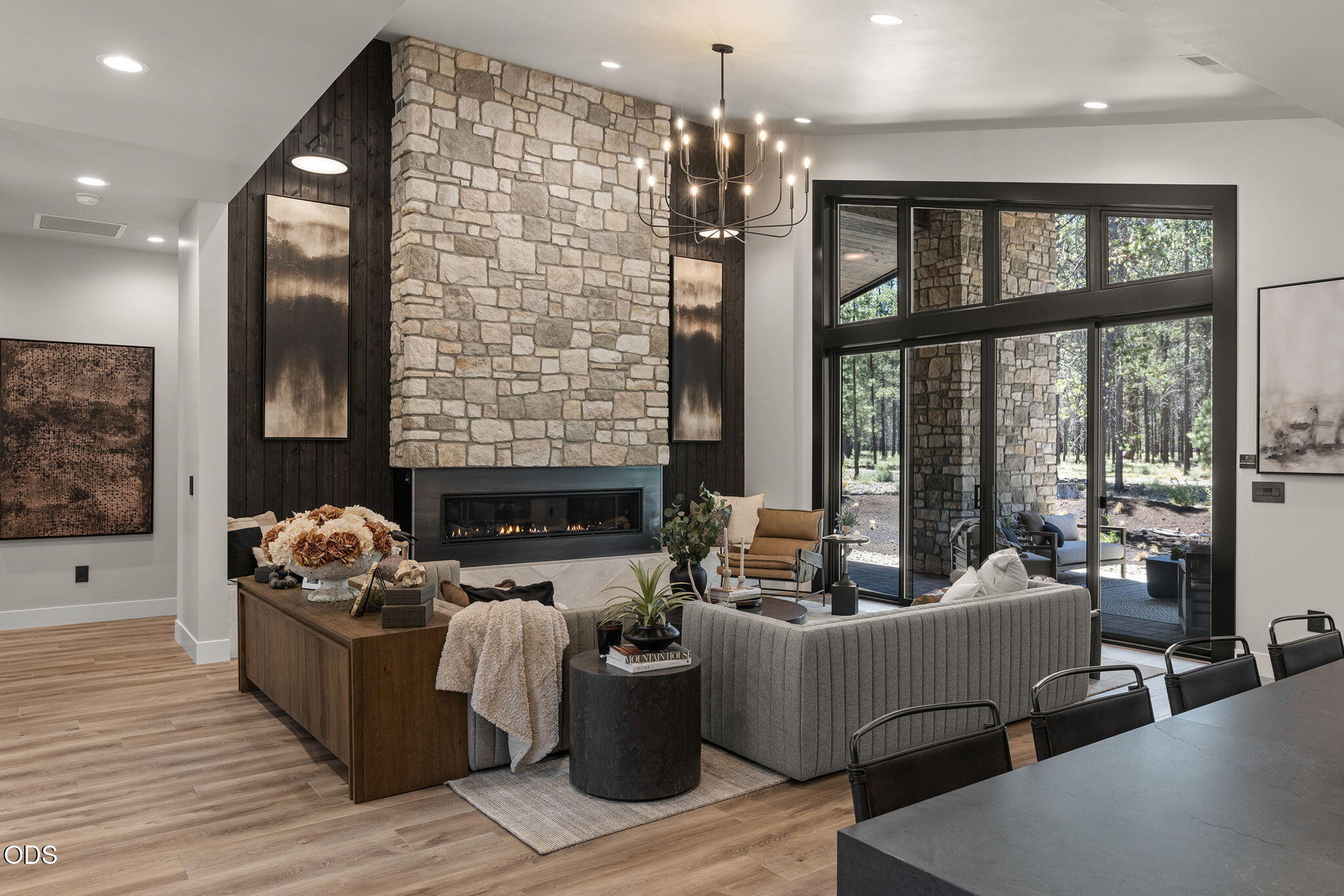 17833 Preservation Loop, 429