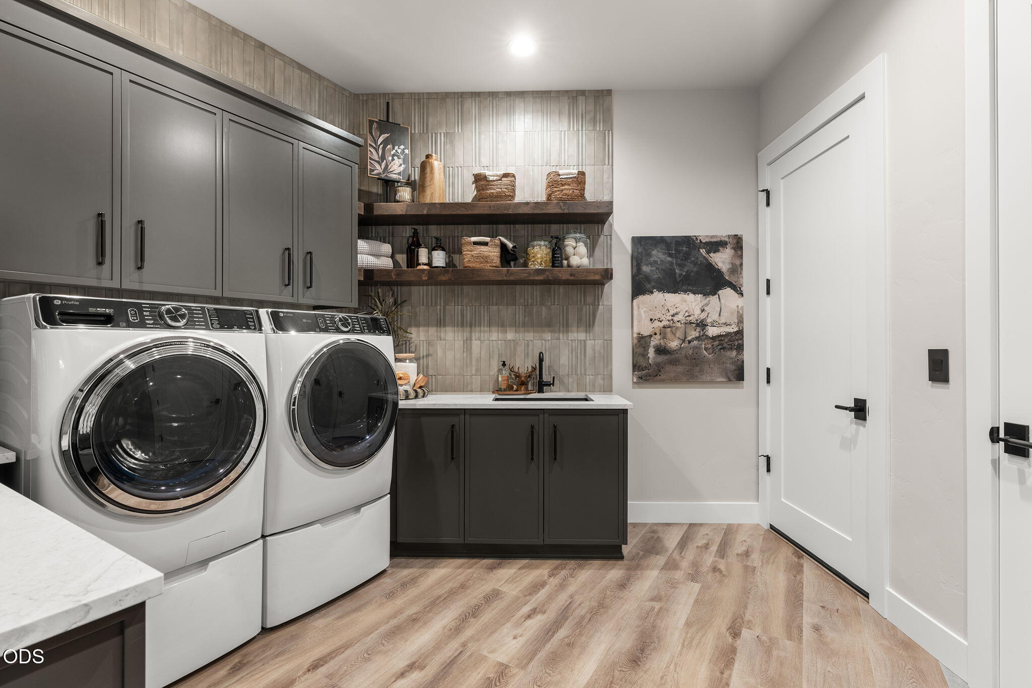 17833 Preservation Loop, 429