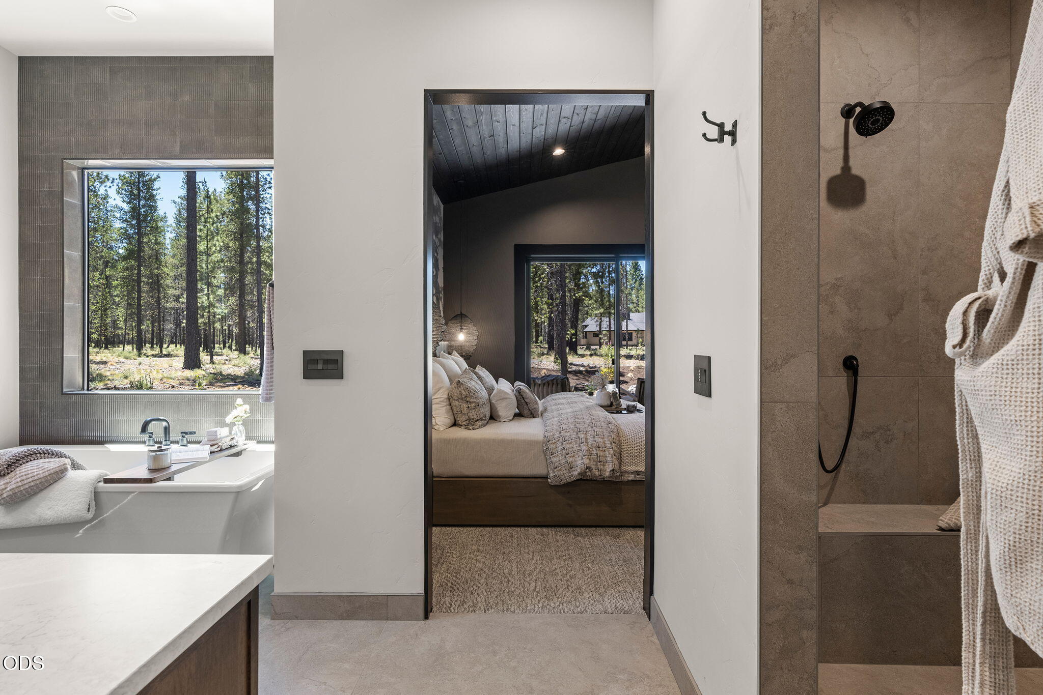 17833 Preservation Loop, 429