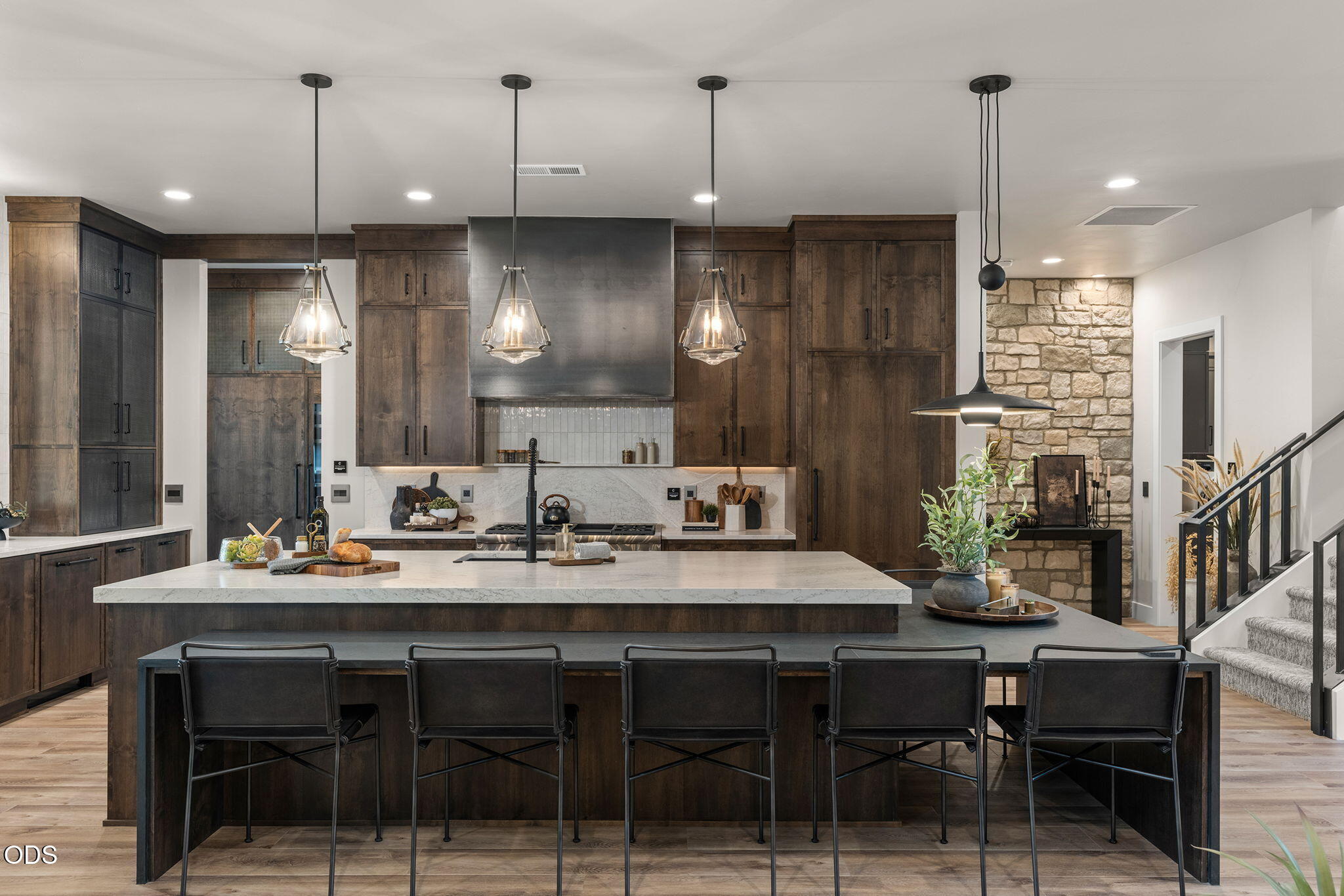 17833 Preservation Loop, 429
