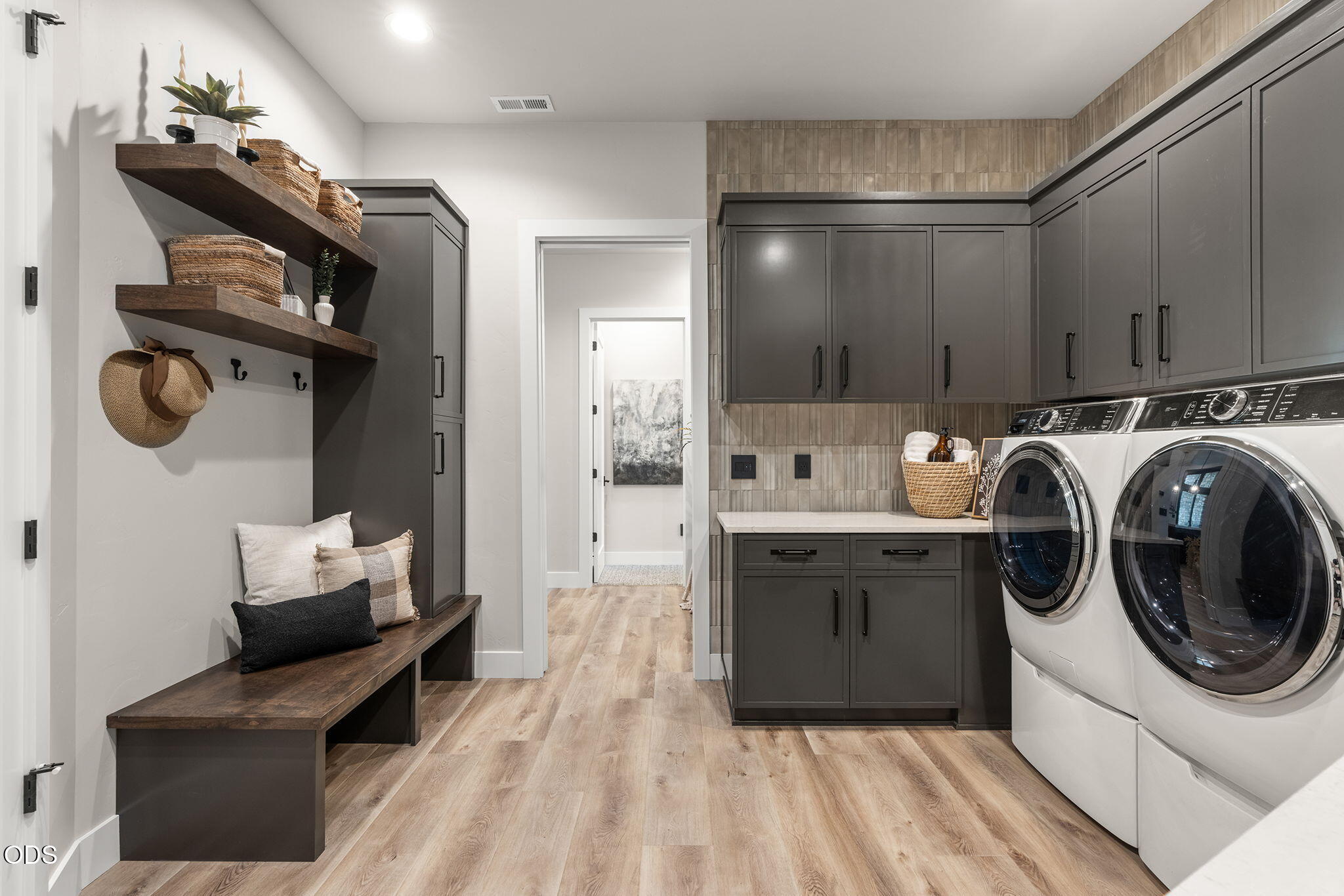17833 Preservation Loop, 429