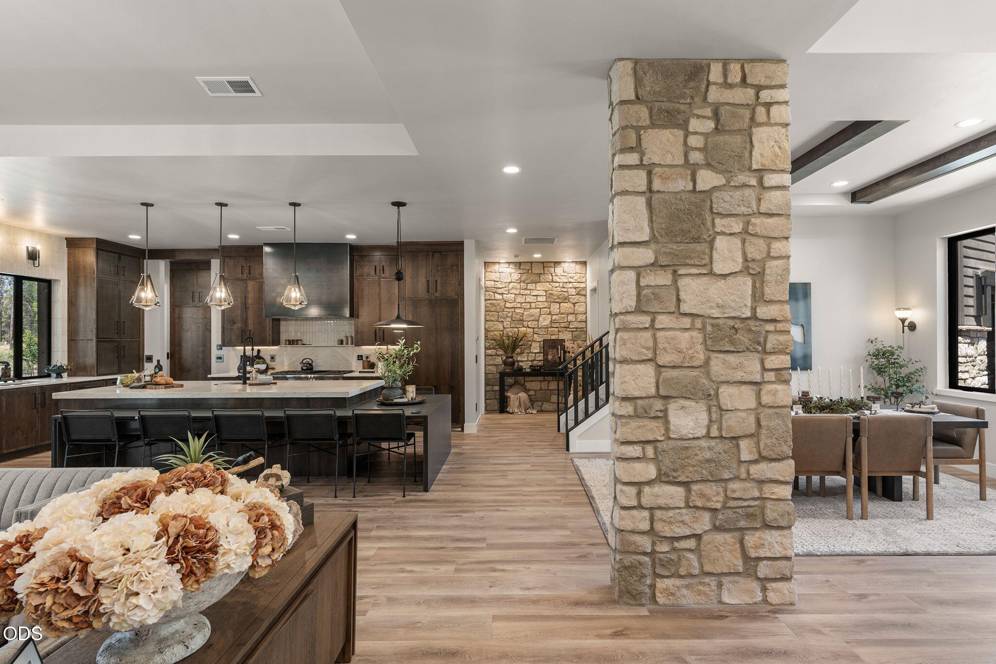 17833 Preservation Loop, 429