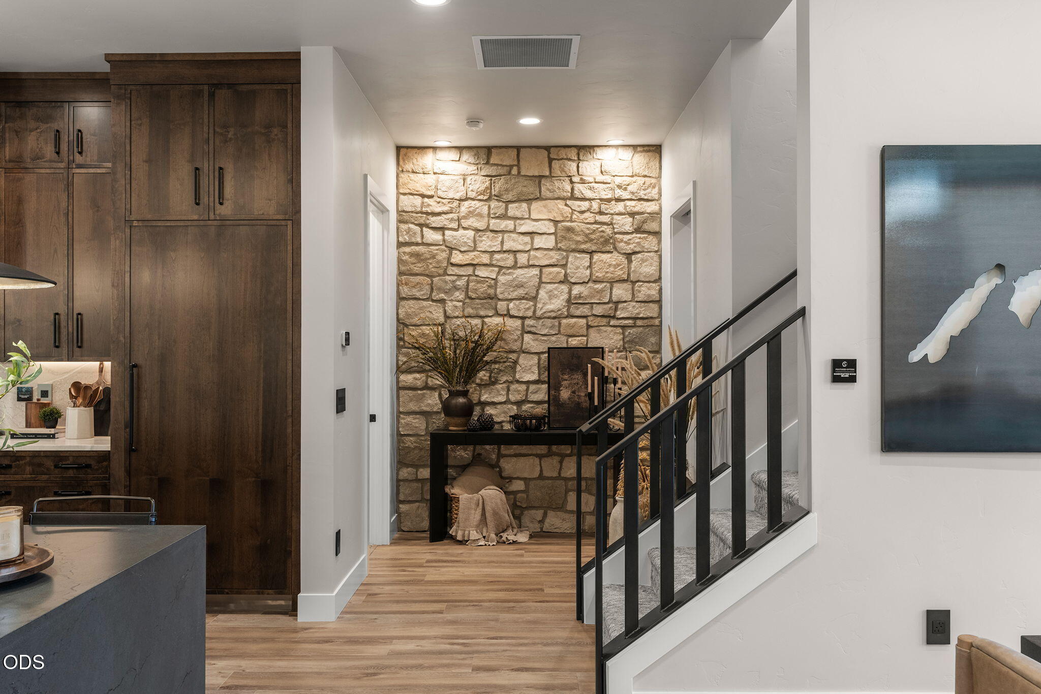 17833 Preservation Loop, 429