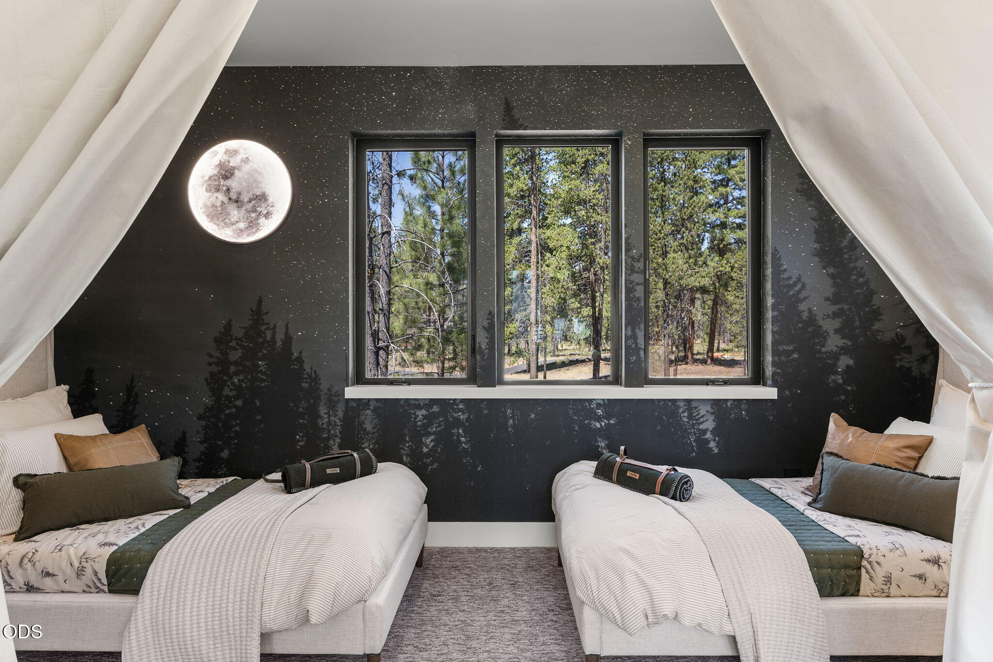 17833 Preservation Loop, 429