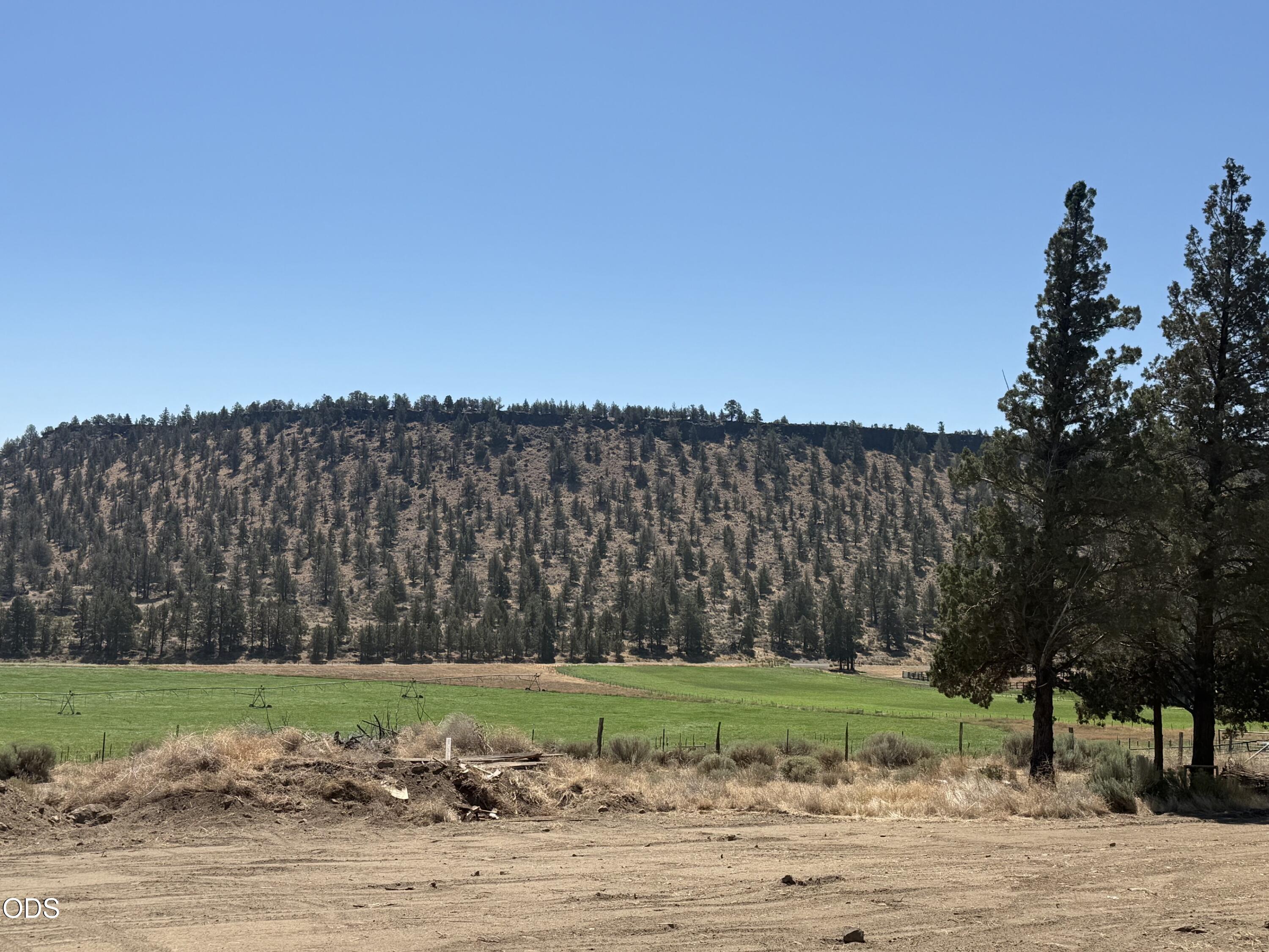 70421 McKenzie Canyon Road