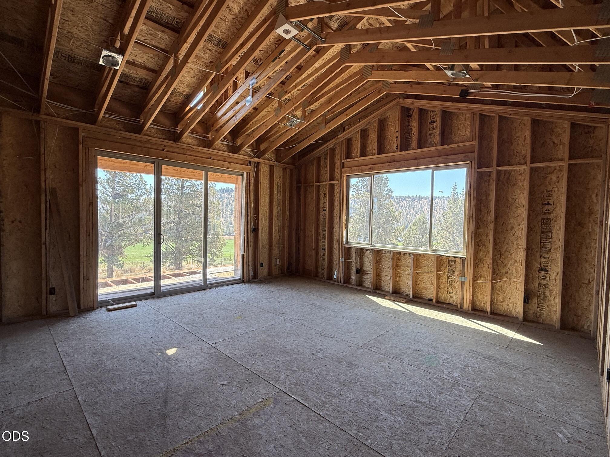 70421 McKenzie Canyon Road