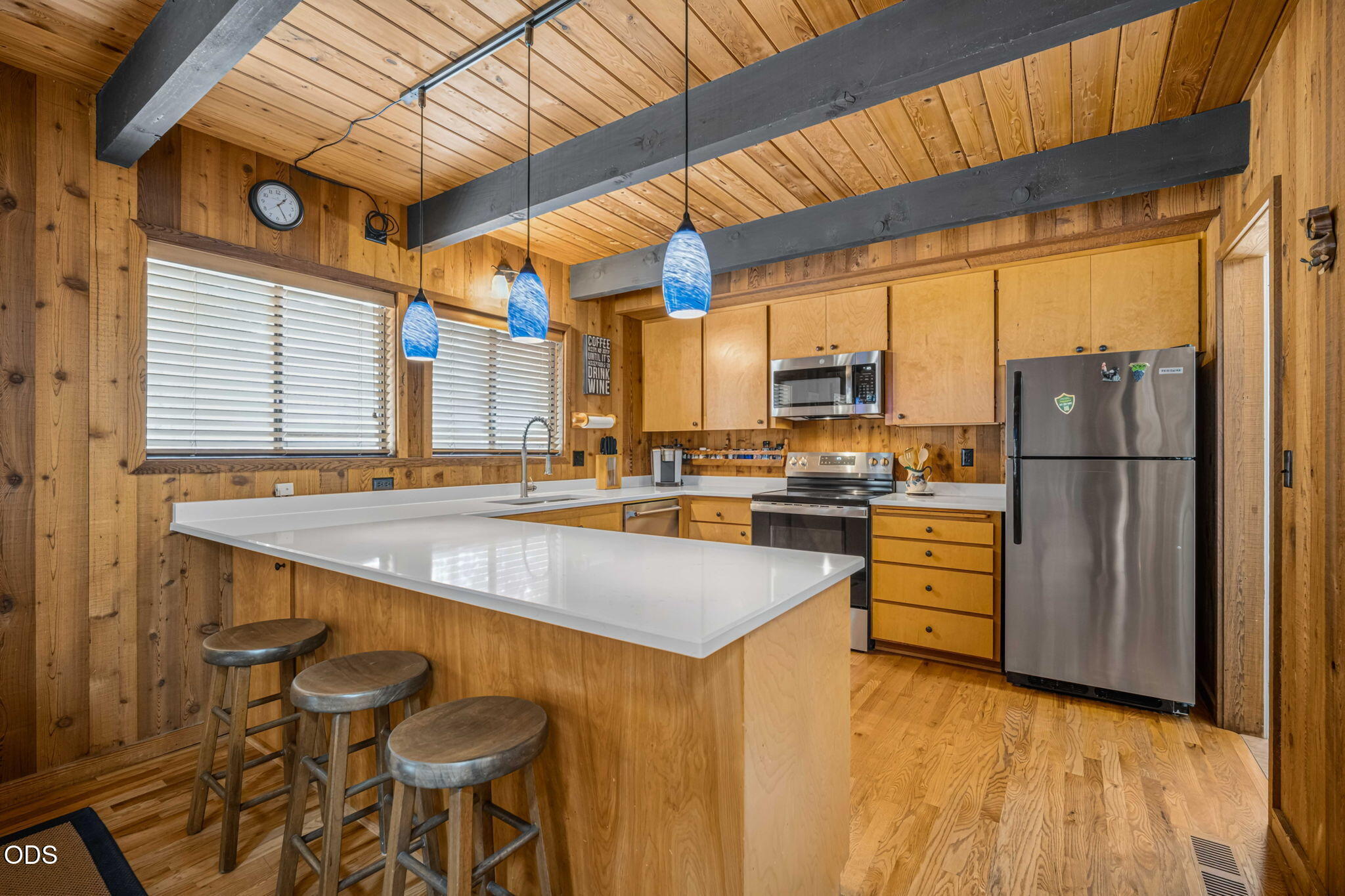 56828 Deschutes Lane, 7