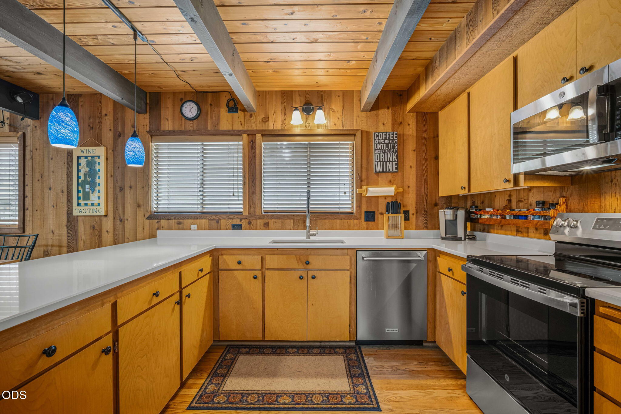 56828 Deschutes Lane, 7