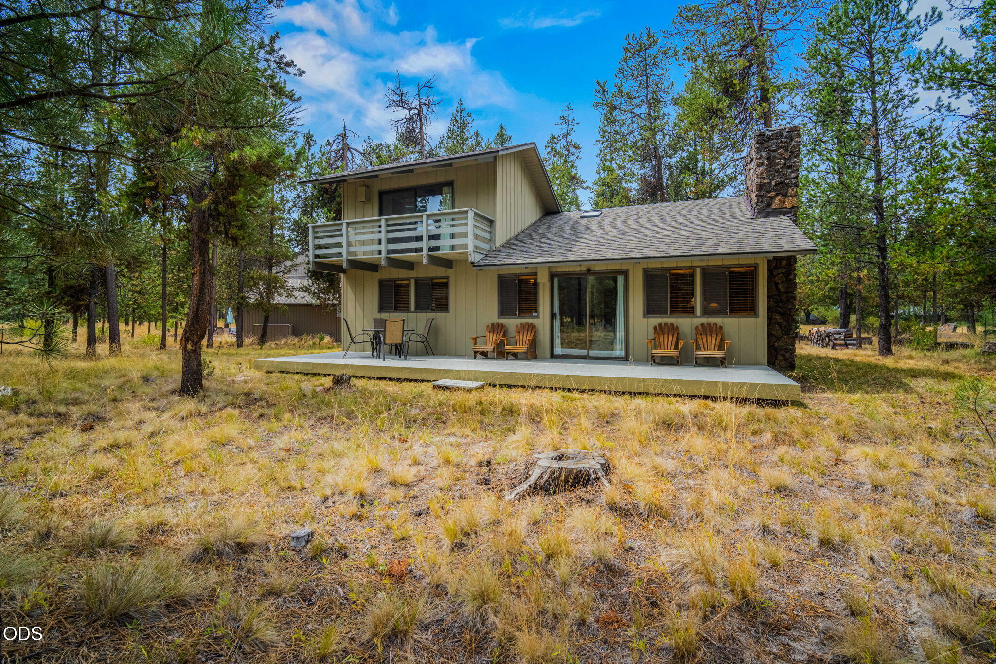 56828 Deschutes Lane, 7