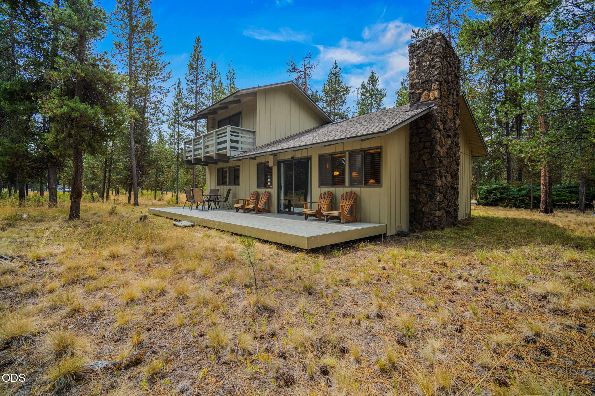 56828 Deschutes Lane, 7