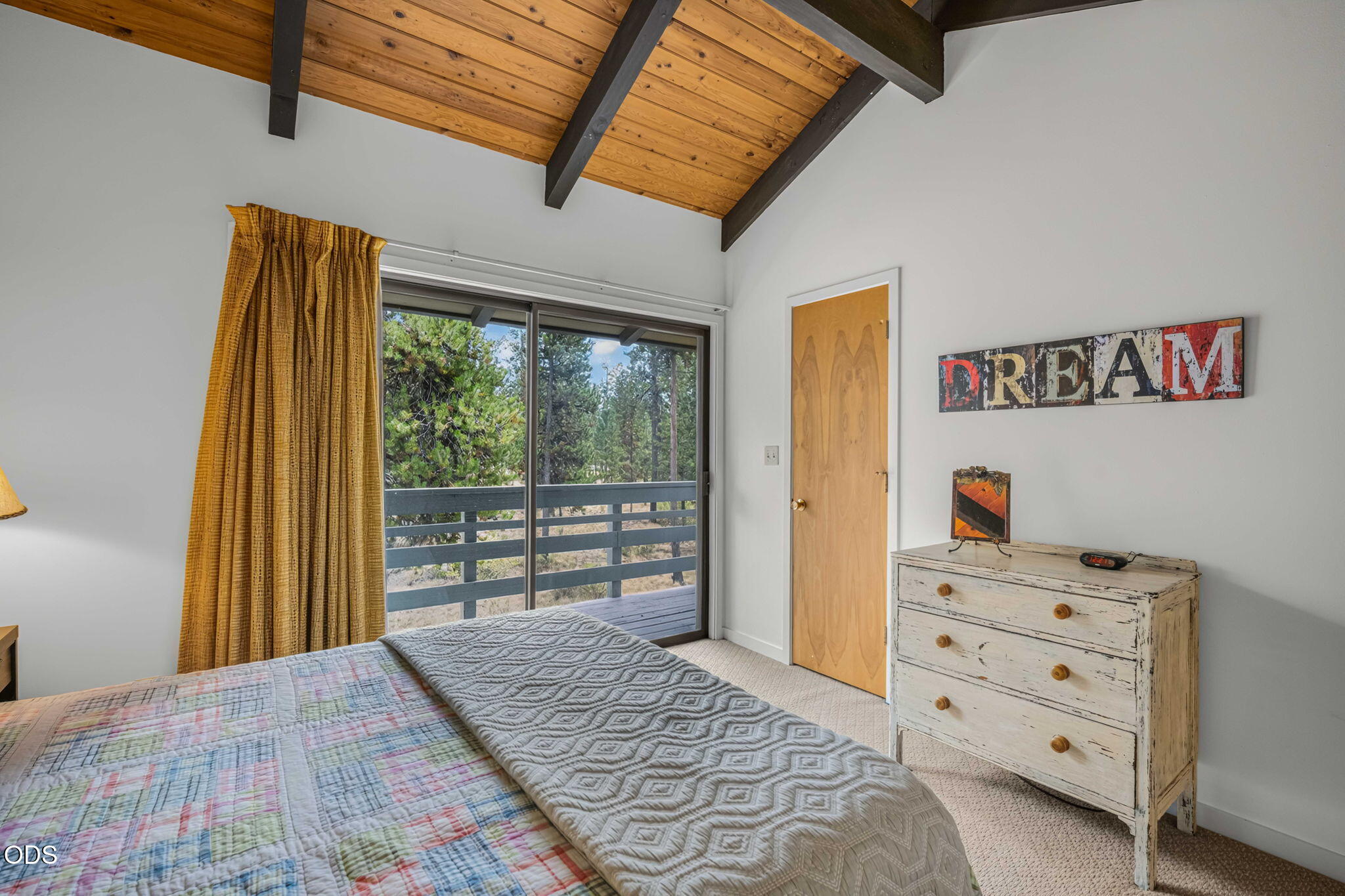 56828 Deschutes Lane, 7
