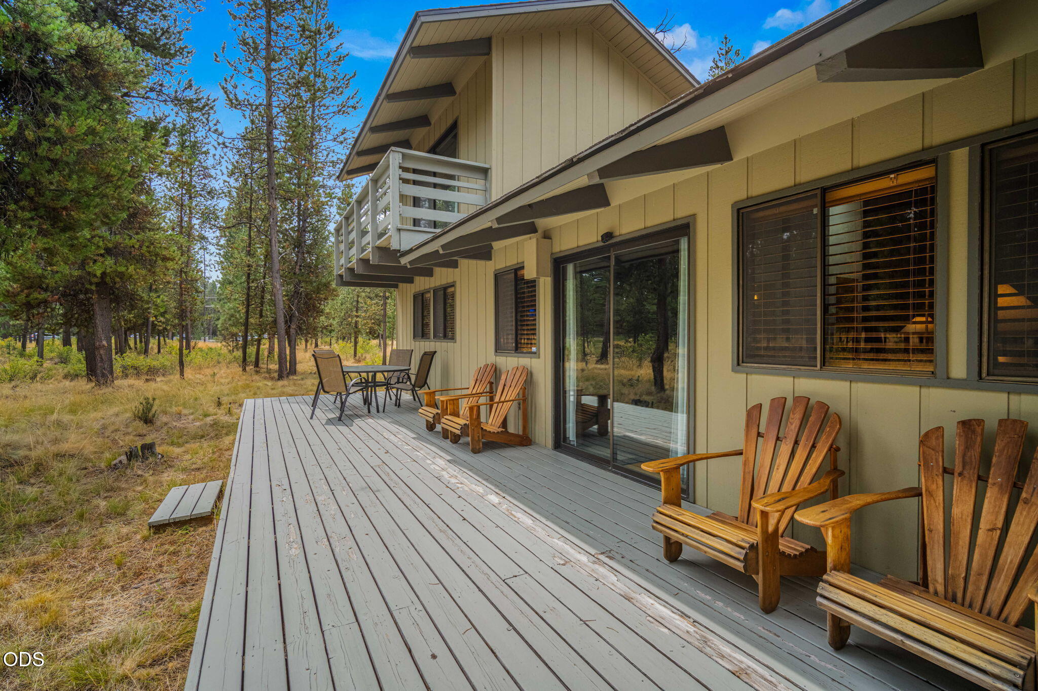 56828 Deschutes Lane, 7