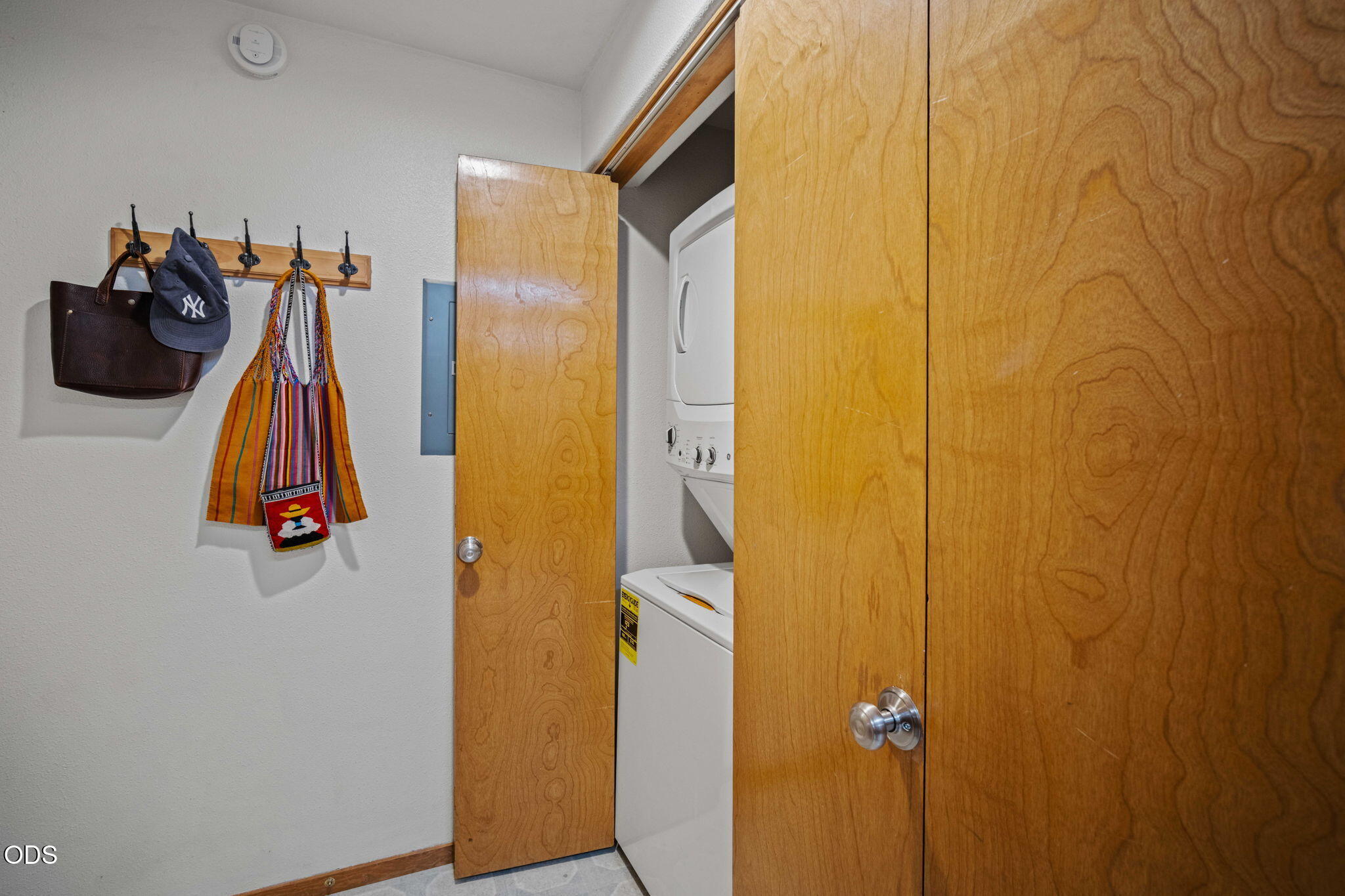 1050 NE Butler Market Road, APT 37