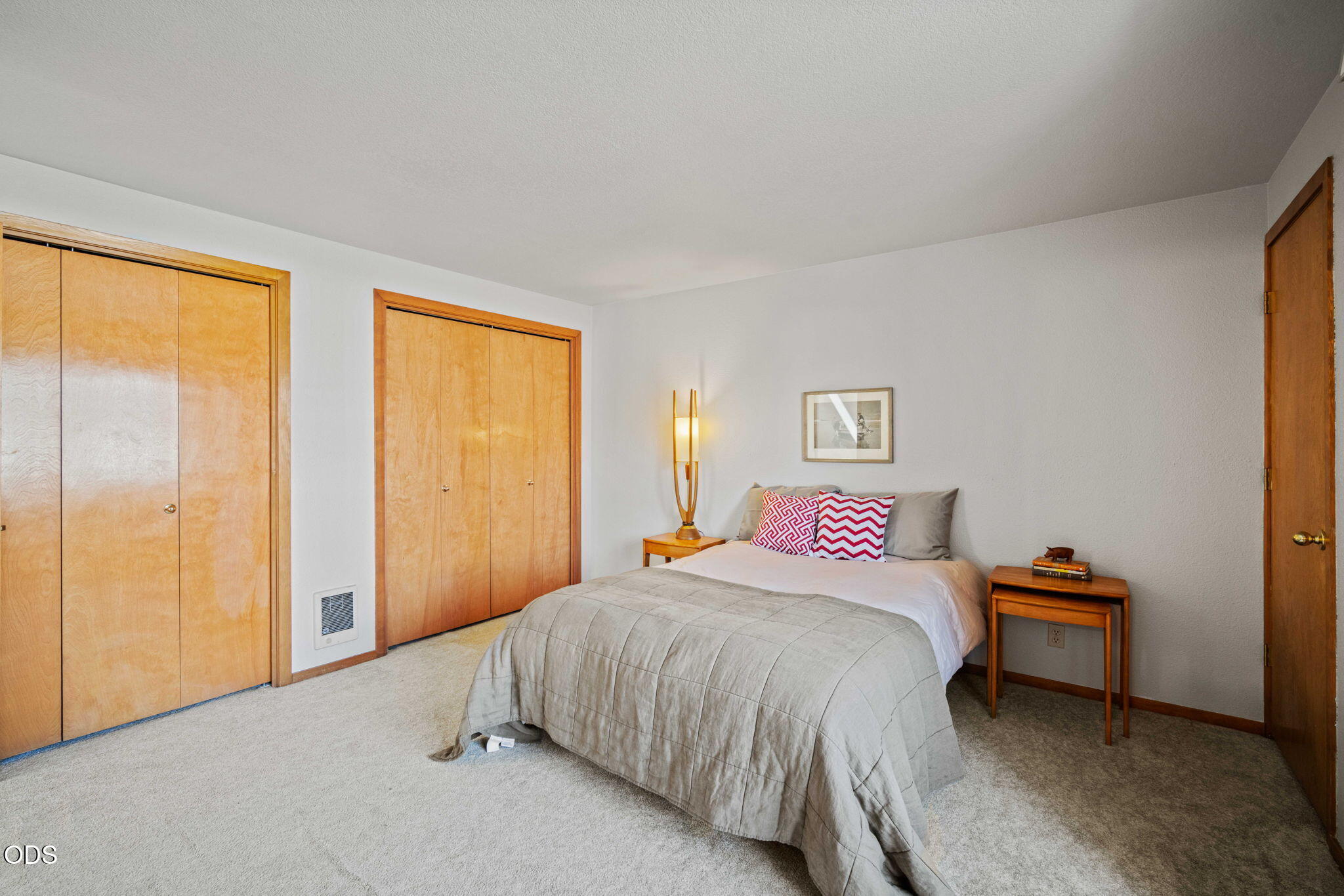 1050 NE Butler Market Road, APT 37